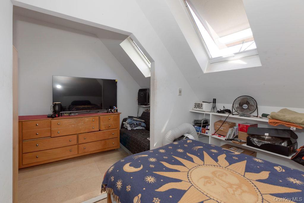 Single Family Weyman Westchester County, NY 10805, MLS-851012-9