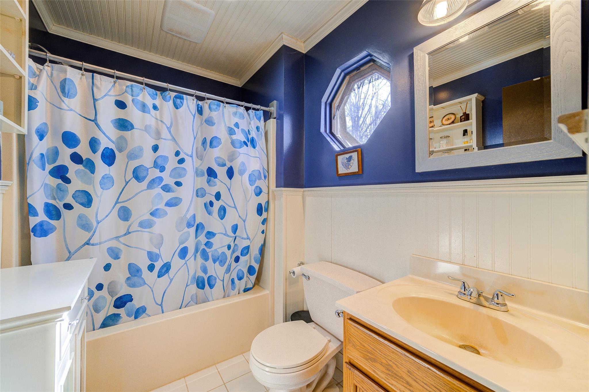 Single Family Eatontown  Orange County, NY 12771, MLS-851024-24
