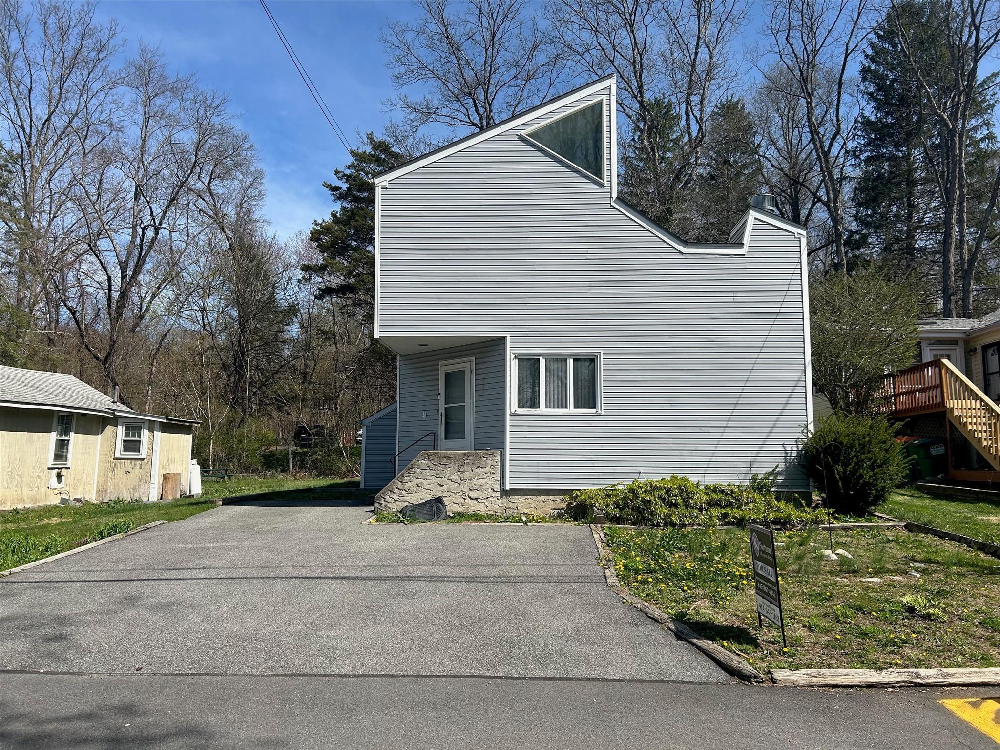 Single Family Floradan  Putnam County, NY 10579, MLS-851040-3