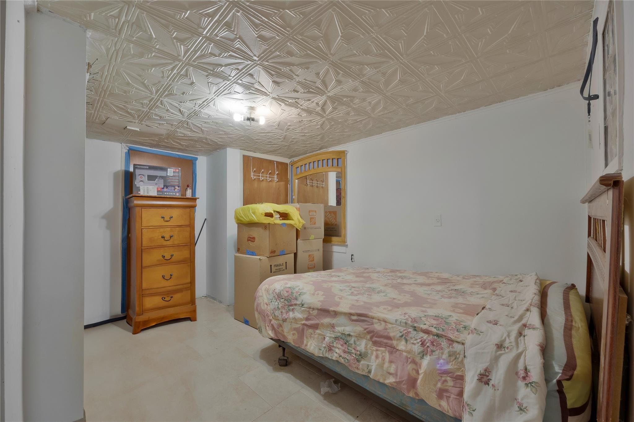 Single Family 216th  Bronx, NY 10469, MLS-851044-12