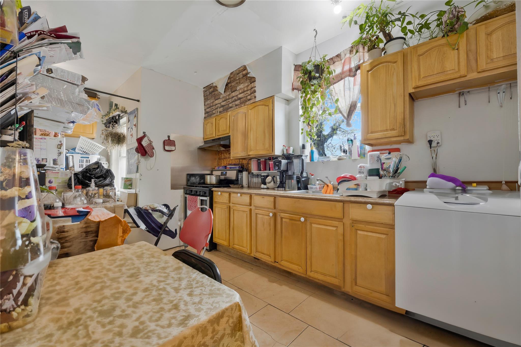 Single Family 216th  Bronx, NY 10469, MLS-851044-18