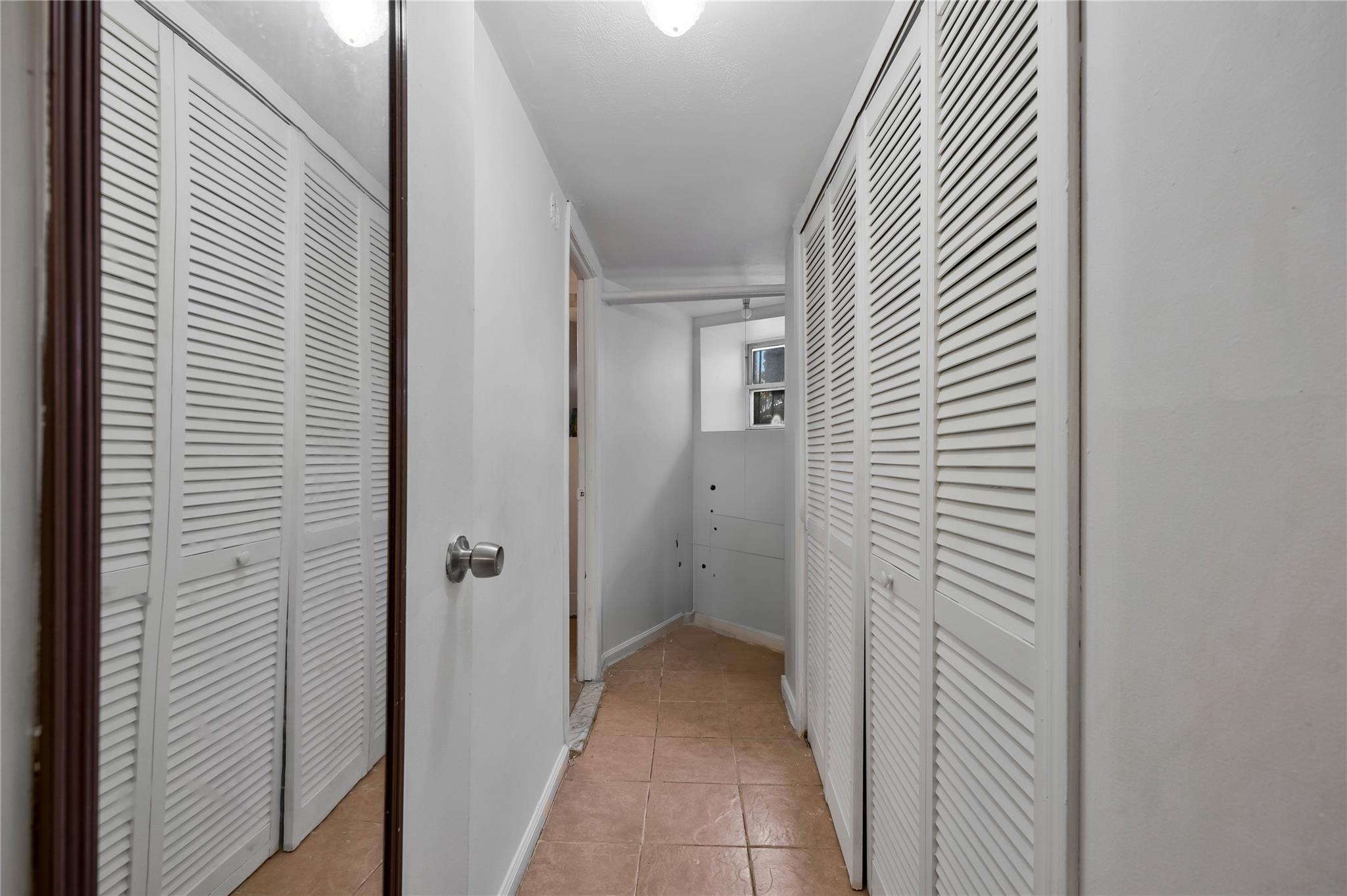 Single Family 216th  Bronx, NY 10469, MLS-851044-24