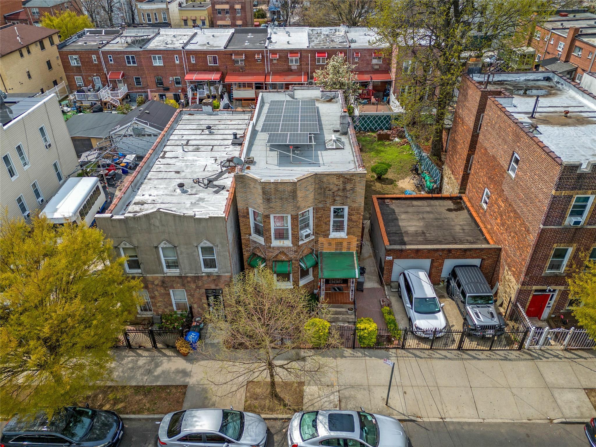 Single Family 216th  Bronx, NY 10469, MLS-851044-28