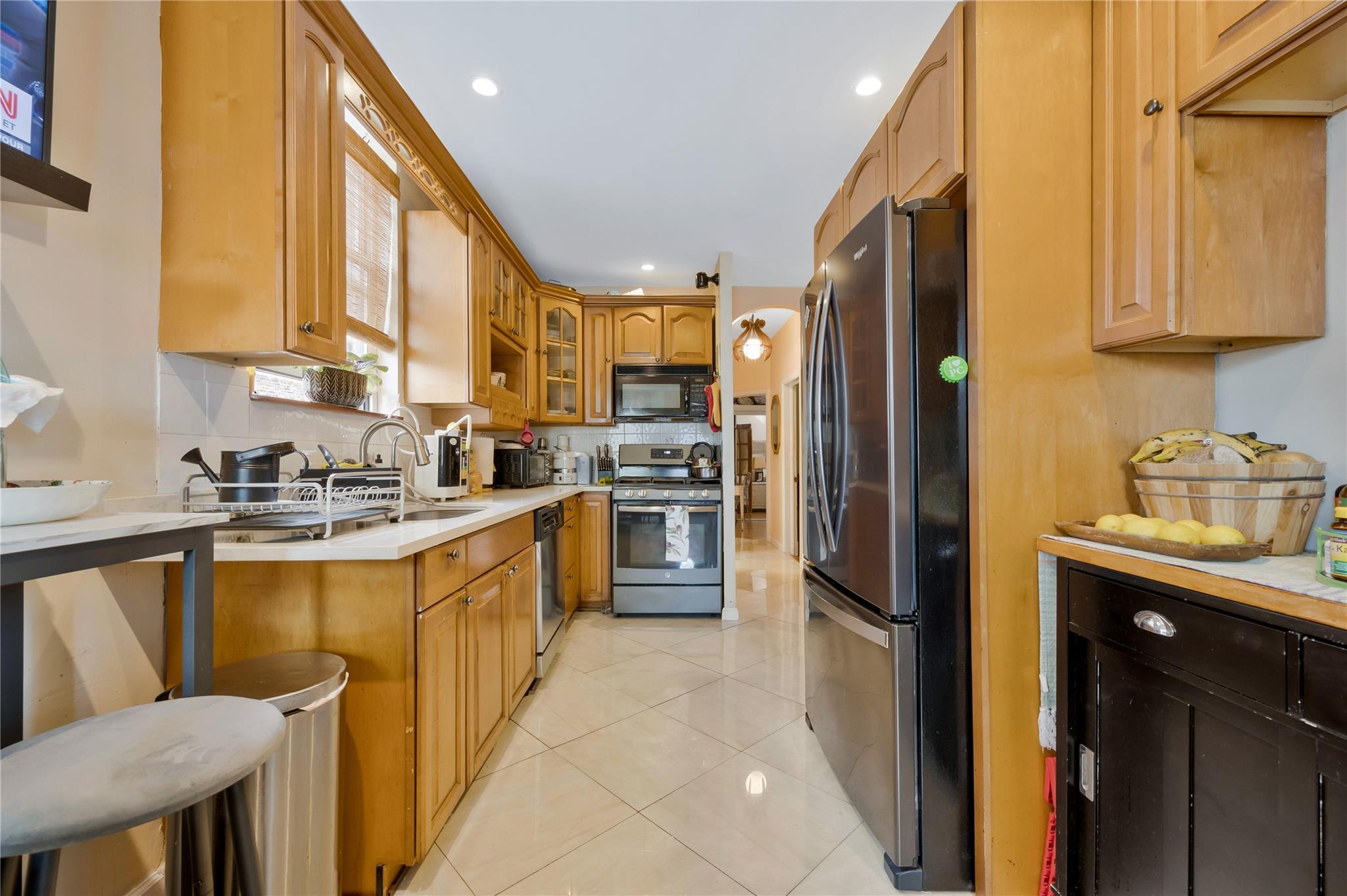 Single Family 216th  Bronx, NY 10469, MLS-851044-3