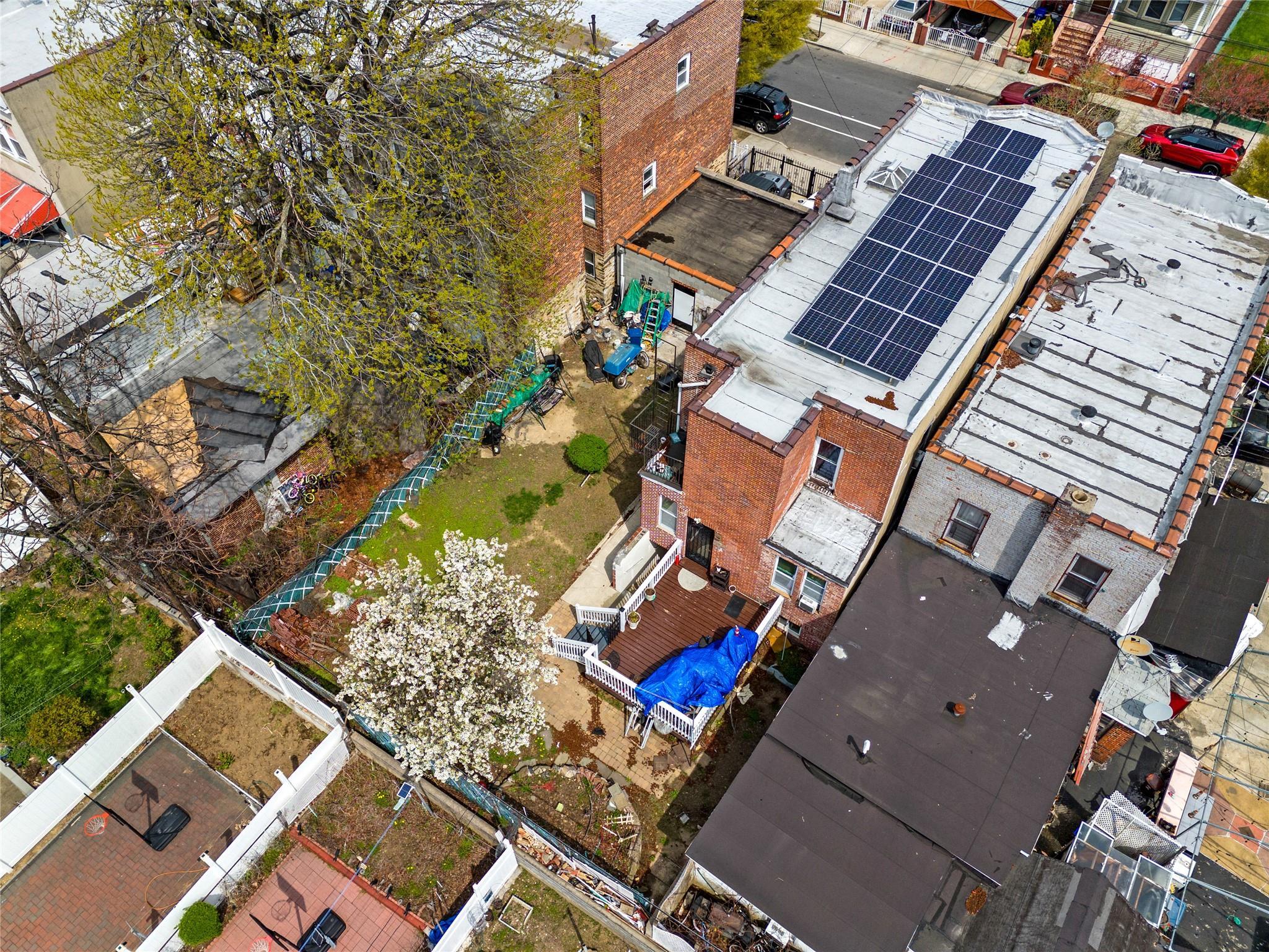 Single Family 216th  Bronx, NY 10469, MLS-851044-31