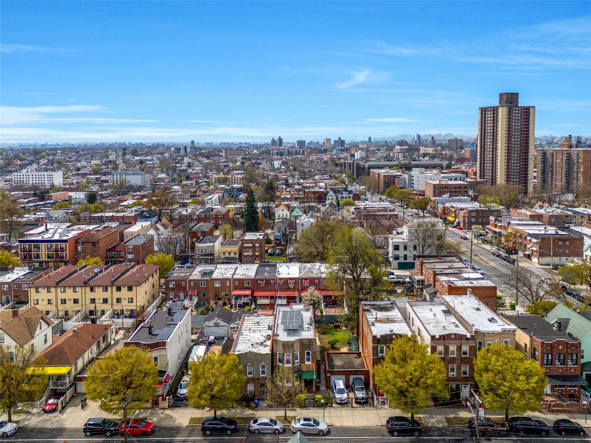 Single Family 216th  Bronx, NY 10469, MLS-851044-33
