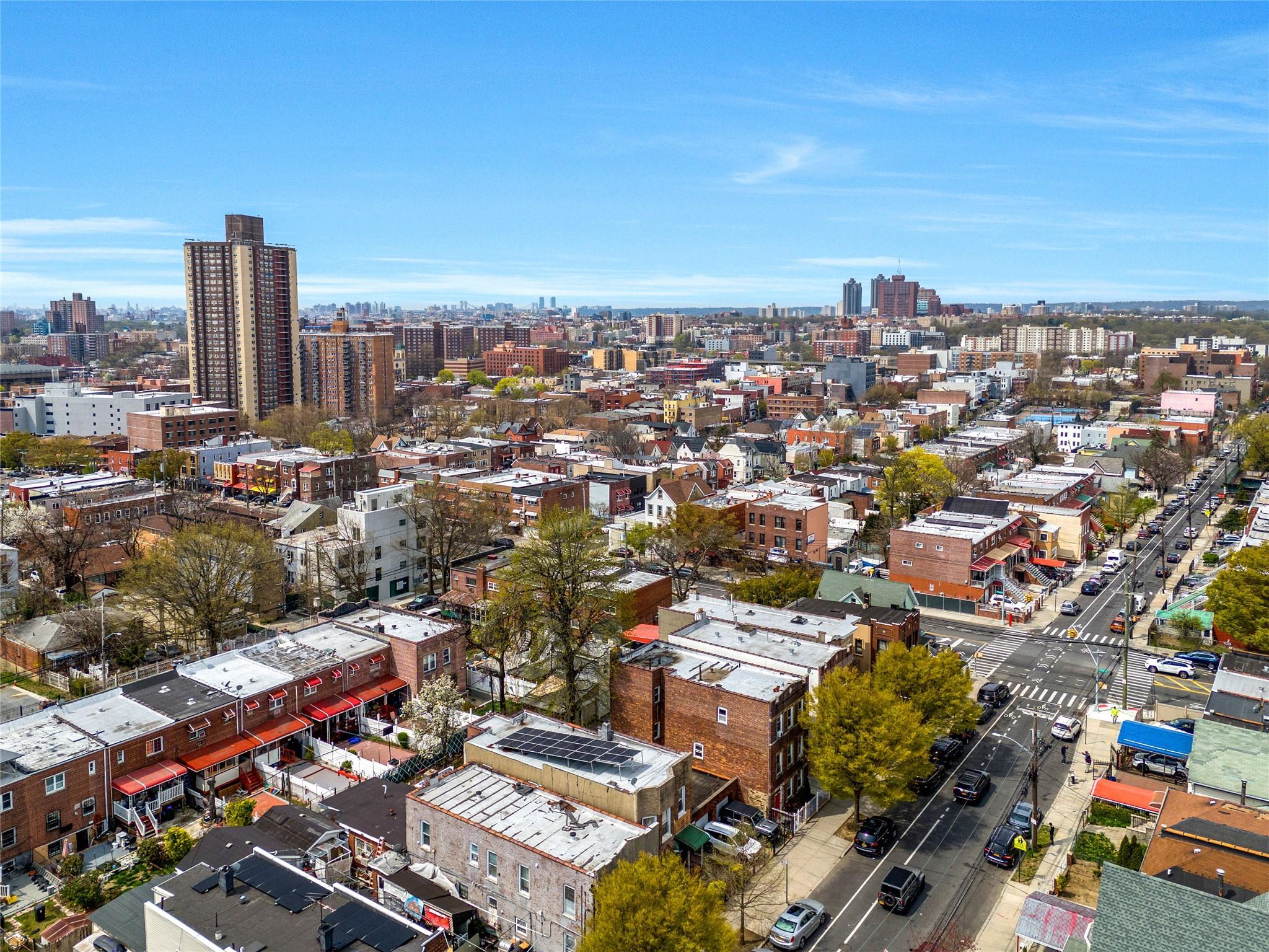 Single Family 216th  Bronx, NY 10469, MLS-851044-34