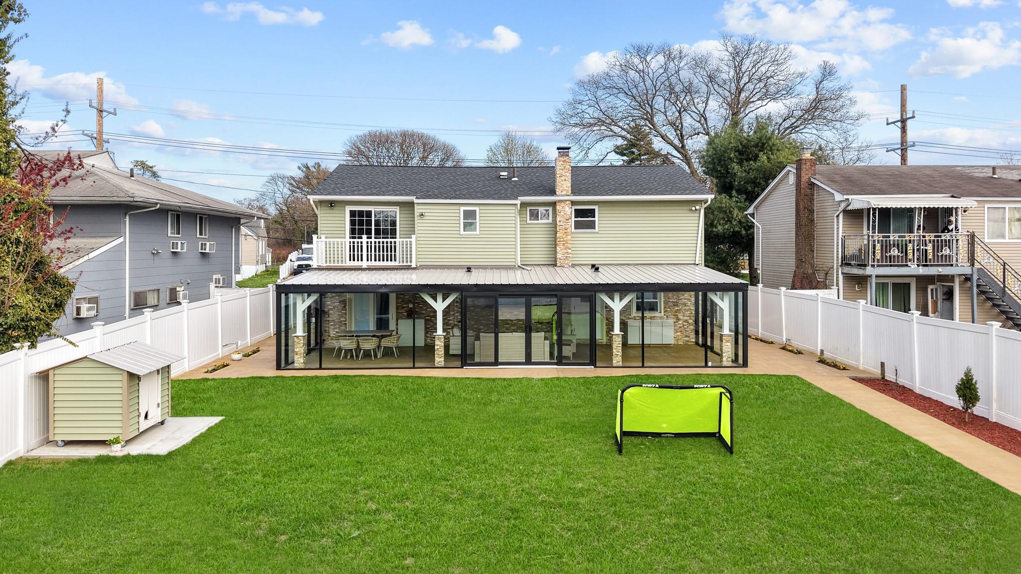 Single Family Brookside  Nassau County, NY 11575, MLS-851049-27
