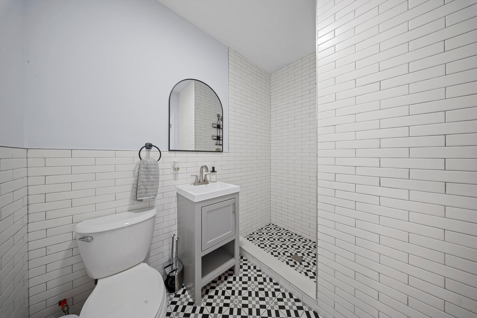 Single Family Brookside  Nassau County, NY 11575, MLS-851049-31