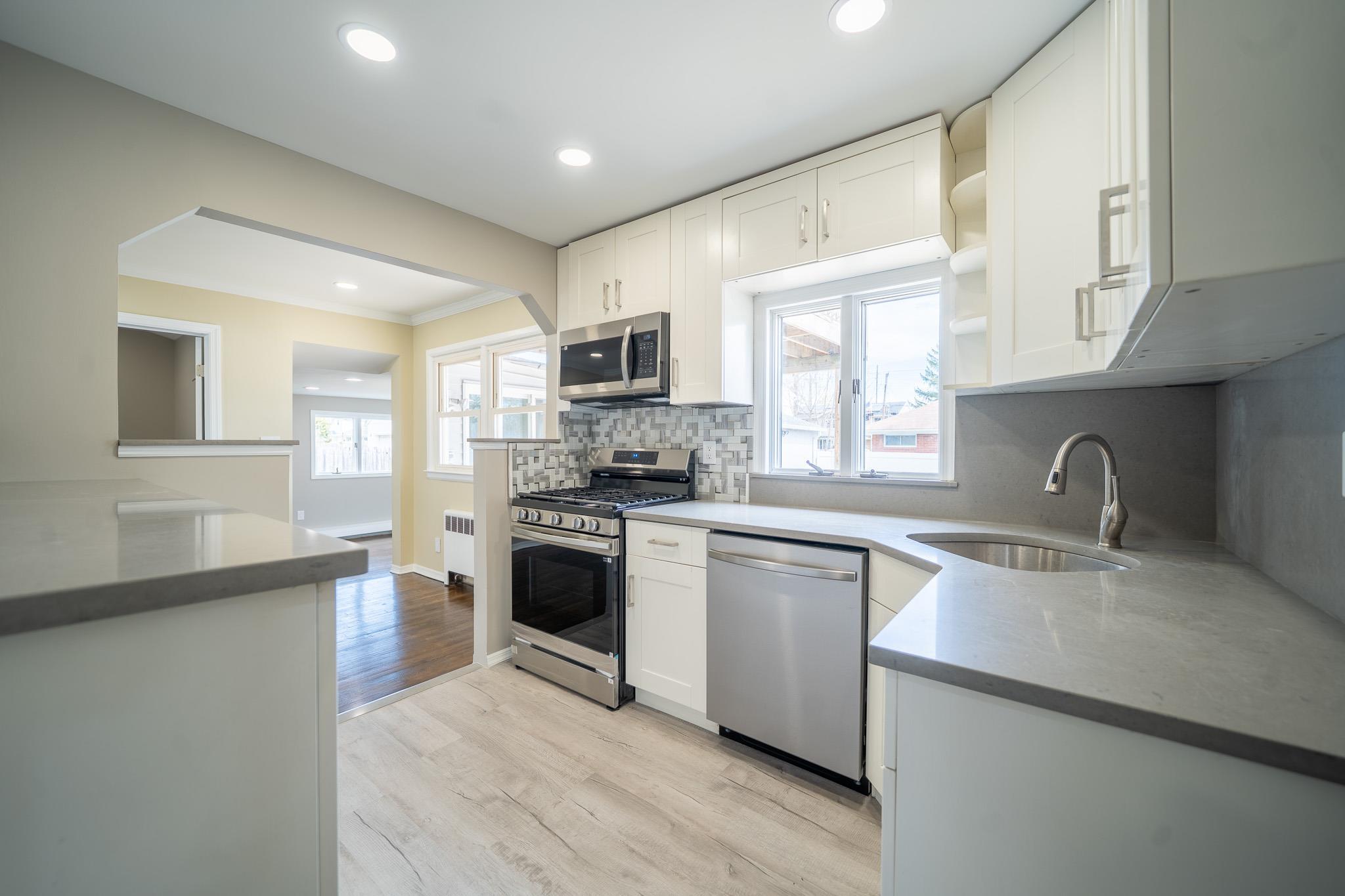 Single Family Carll  Suffolk County, NY 11706, MLS-851053-15