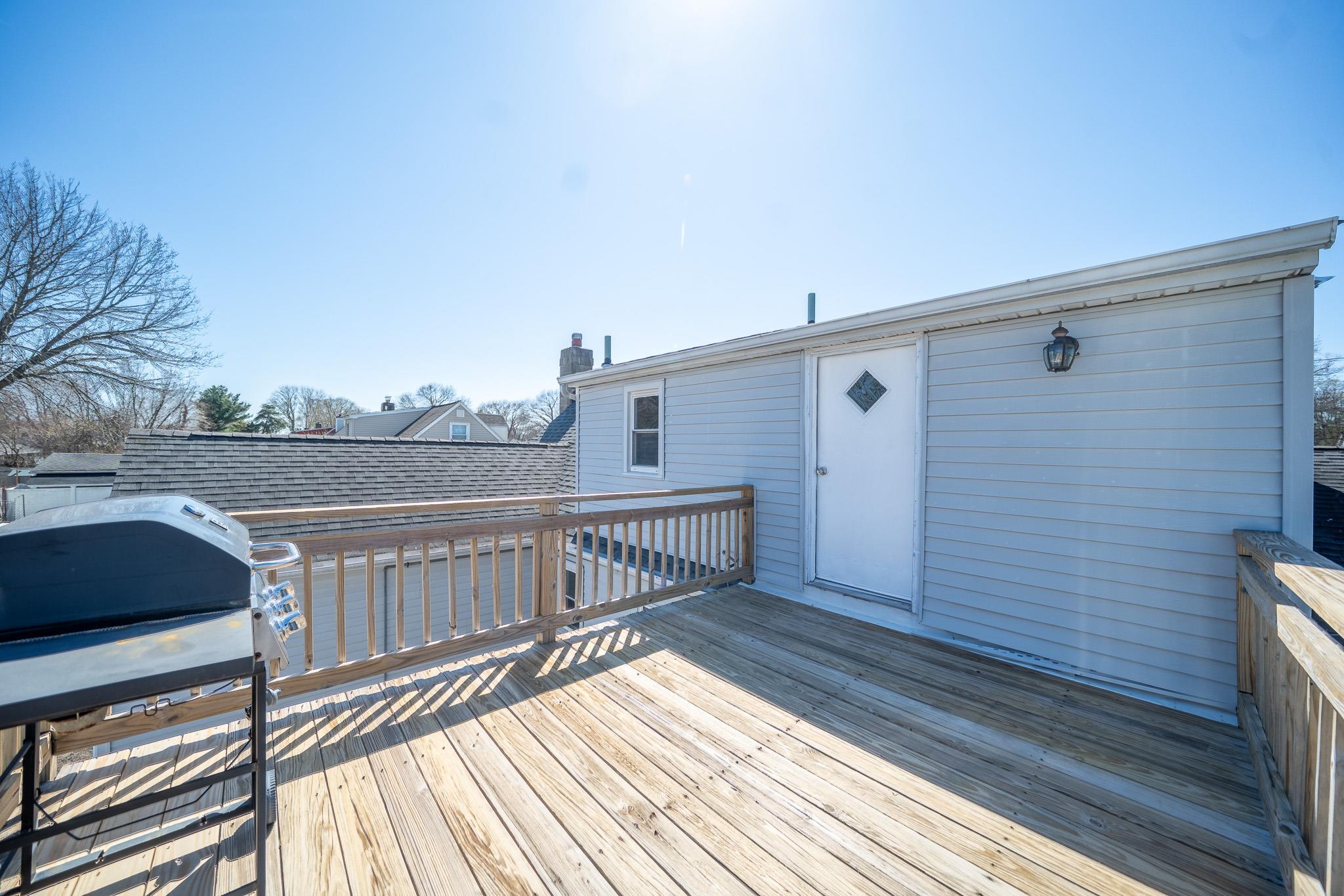 Single Family Carll  Suffolk County, NY 11706, MLS-851053-34