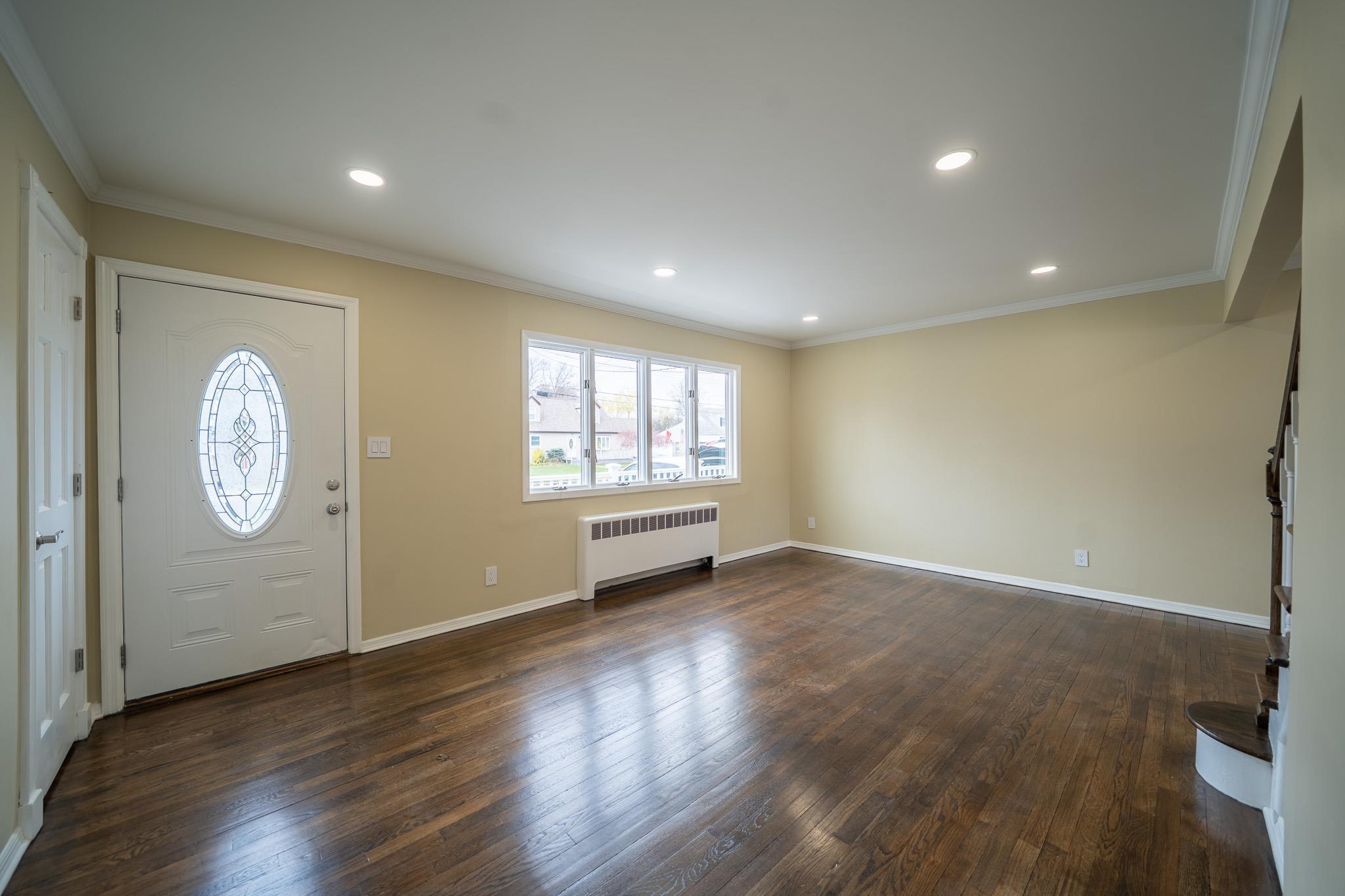 Single Family Carll  Suffolk County, NY 11706, MLS-851053-5