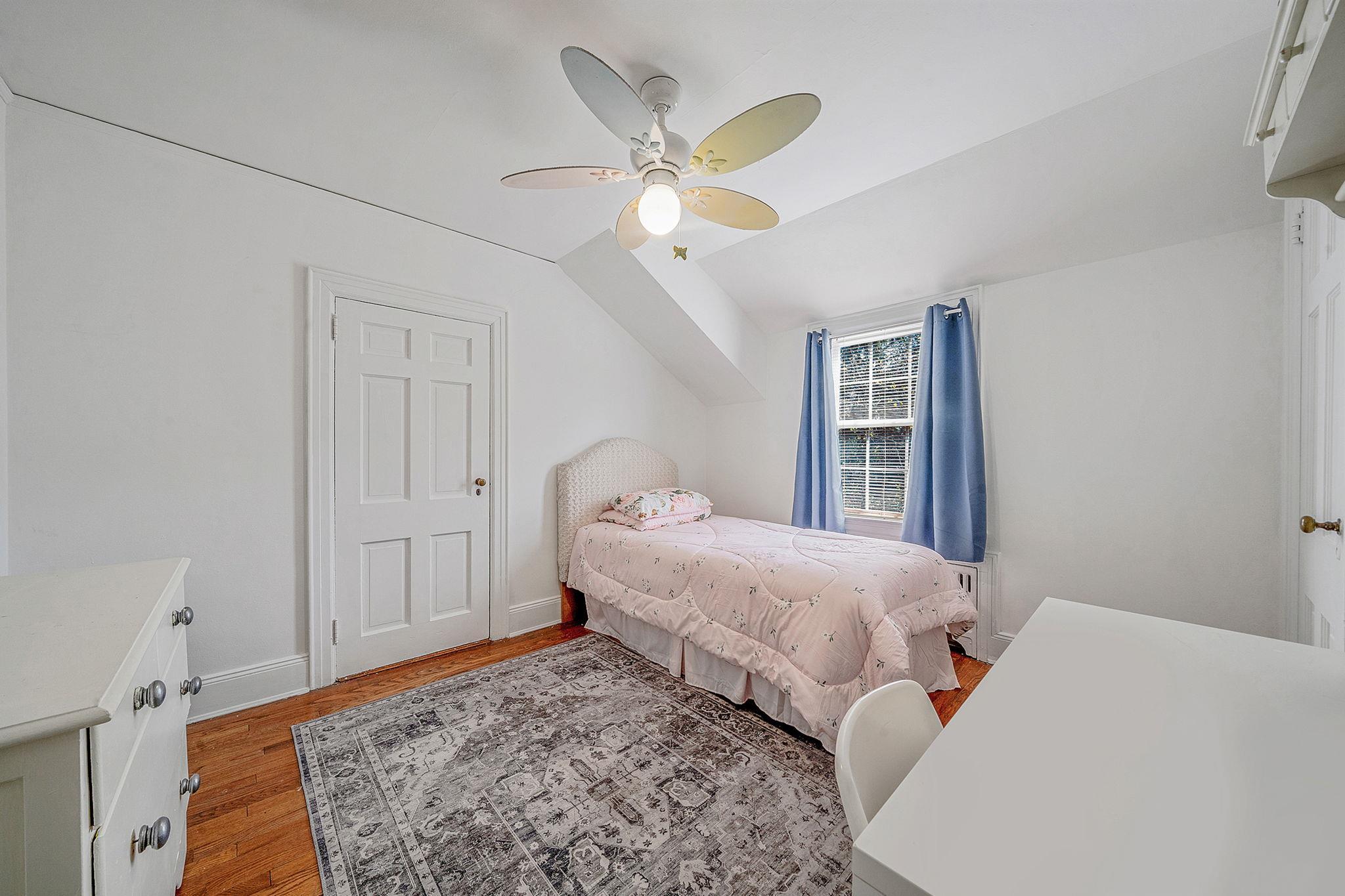 Single Family Prospect  Nassau County, NY 11530, MLS-851054-25