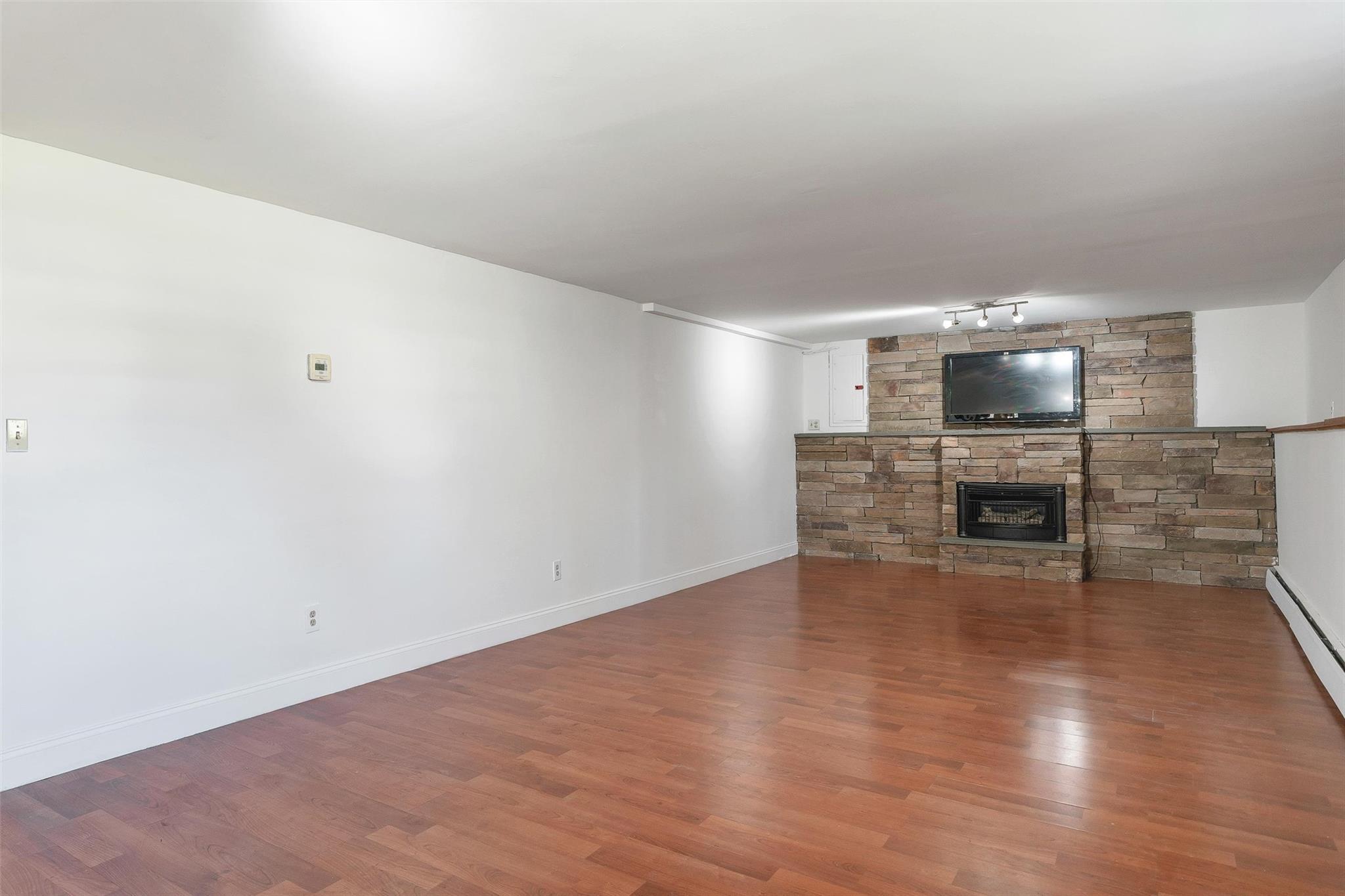 Single Family Stirrup  Orange County, NY 12550, MLS-851058-29