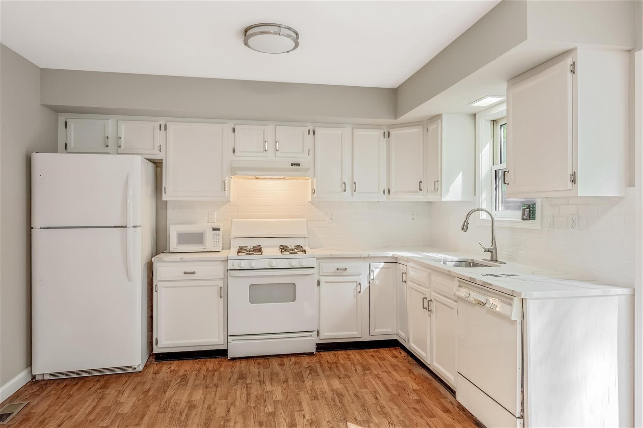 Single Family Foltim  Rockland County, NY 10920, MLS-851071-10