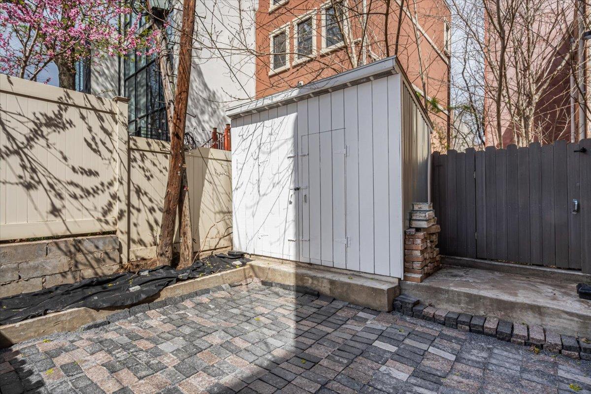 Single Family Franklin  Brooklyn, NY 11238, MLS-851073-29