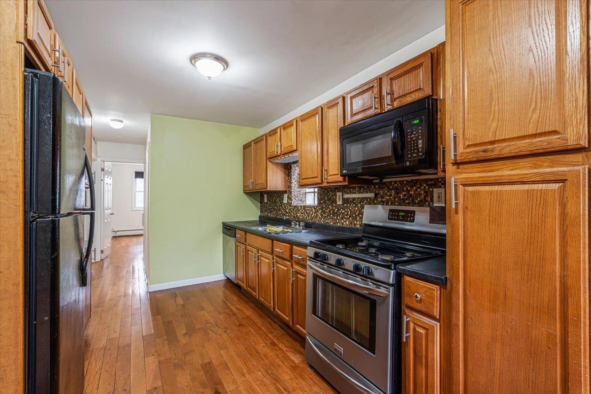 Single Family Franklin  Brooklyn, NY 11238, MLS-851073-5
