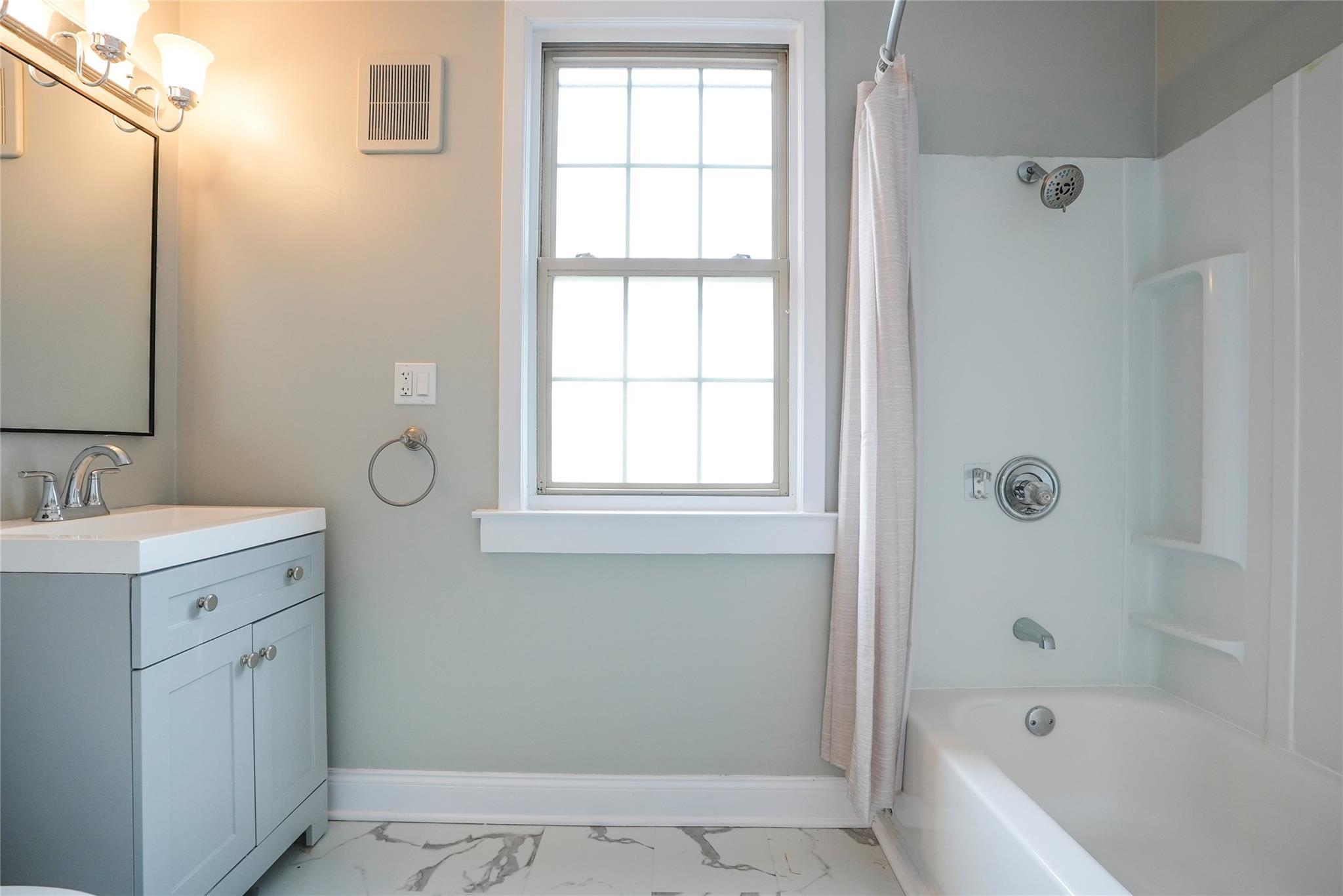 Single Family Hollywood  Westchester County, NY 10547, MLS-851101-16