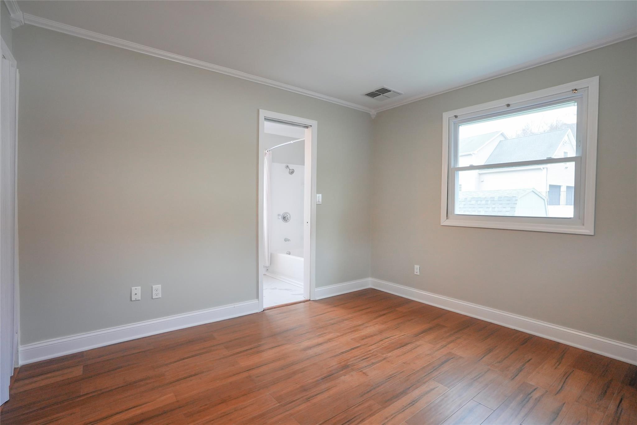 Single Family Hollywood  Westchester County, NY 10547, MLS-851101-17