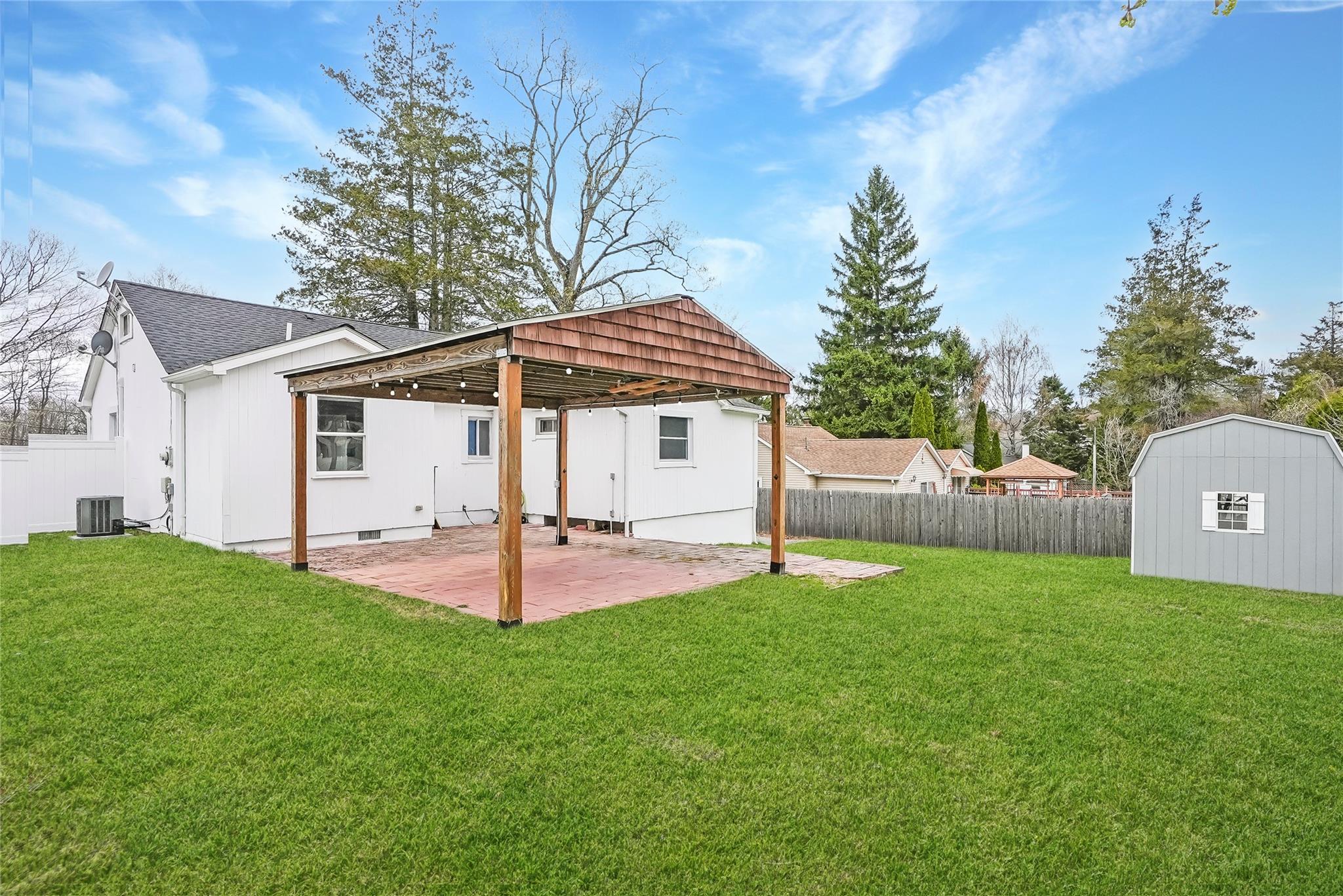 Single Family Hollywood  Westchester County, NY 10547, MLS-851101-24