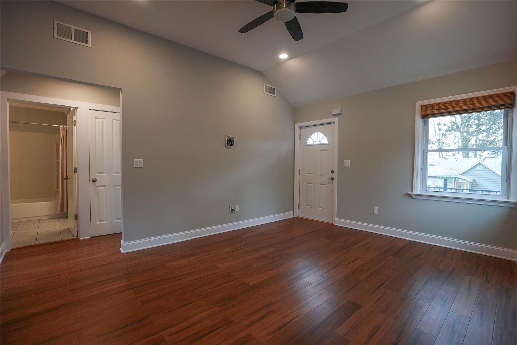 Single Family Hollywood  Westchester County, NY 10547, MLS-851101-5