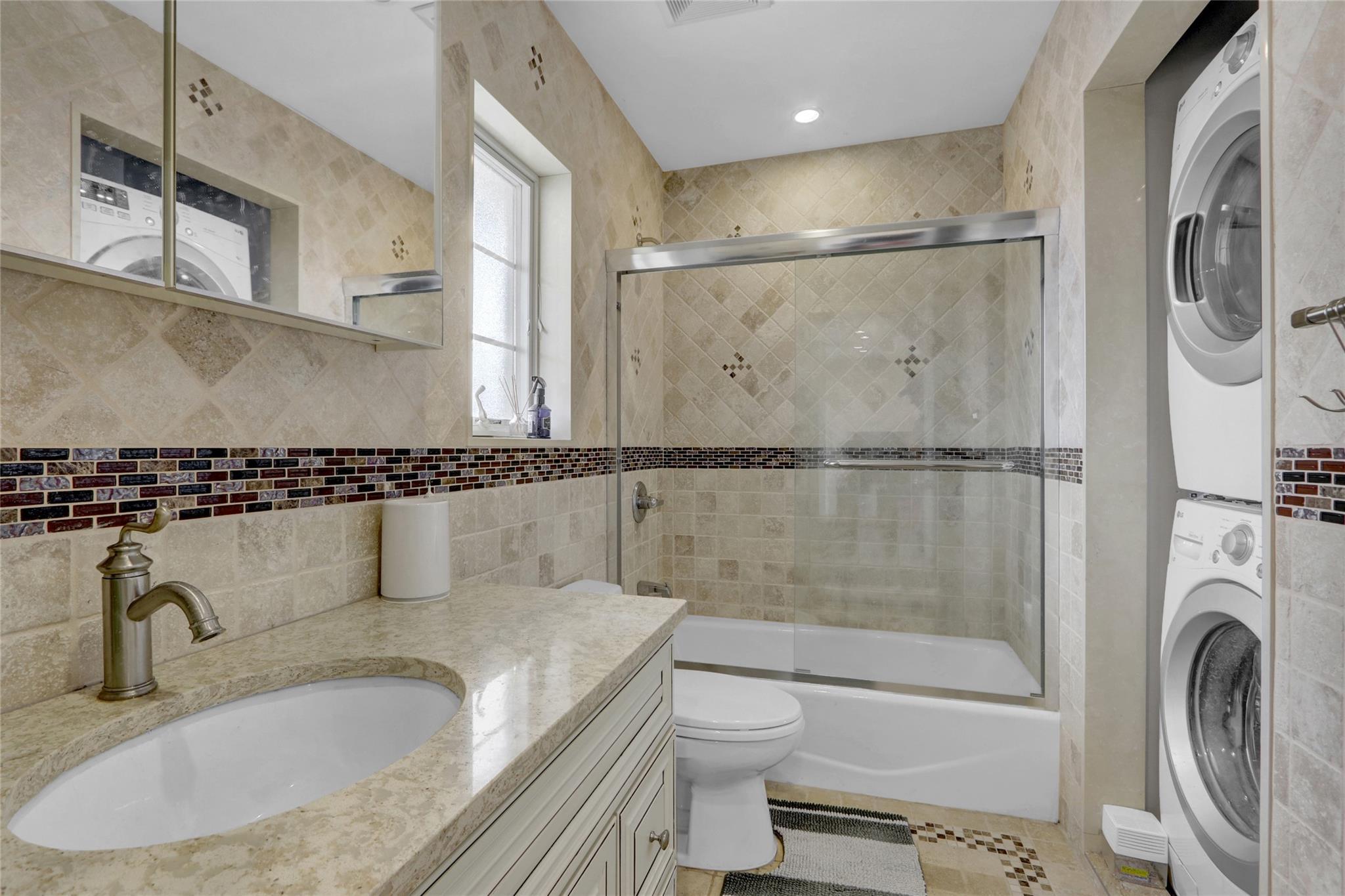 Single Family 215  Queens, NY 11361, MLS-851104-20