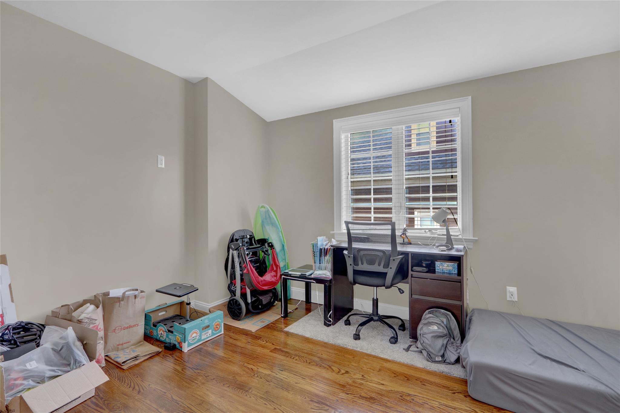 Single Family 215  Queens, NY 11361, MLS-851104-22