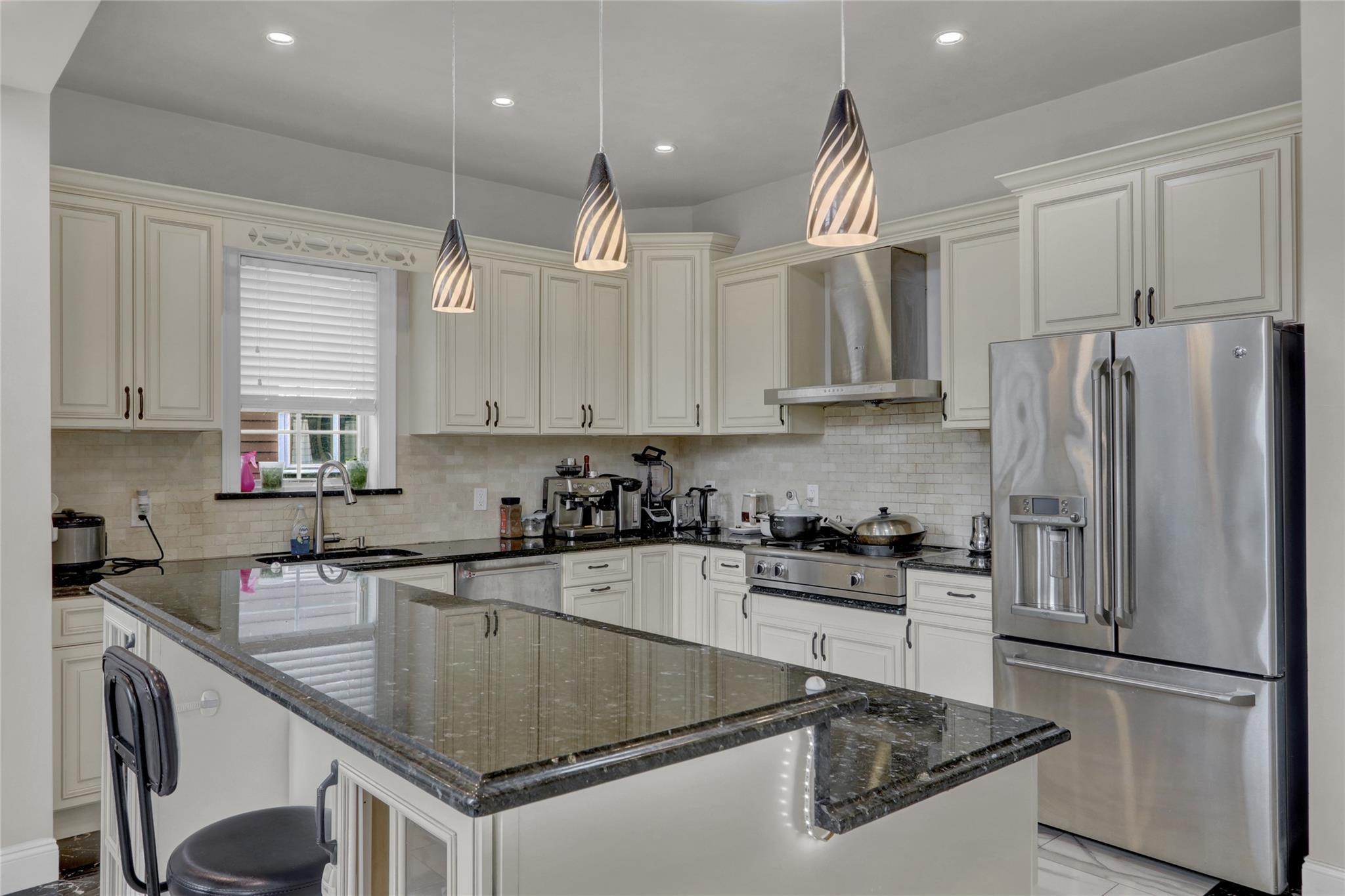 Single Family 215  Queens, NY 11361, MLS-851104-9