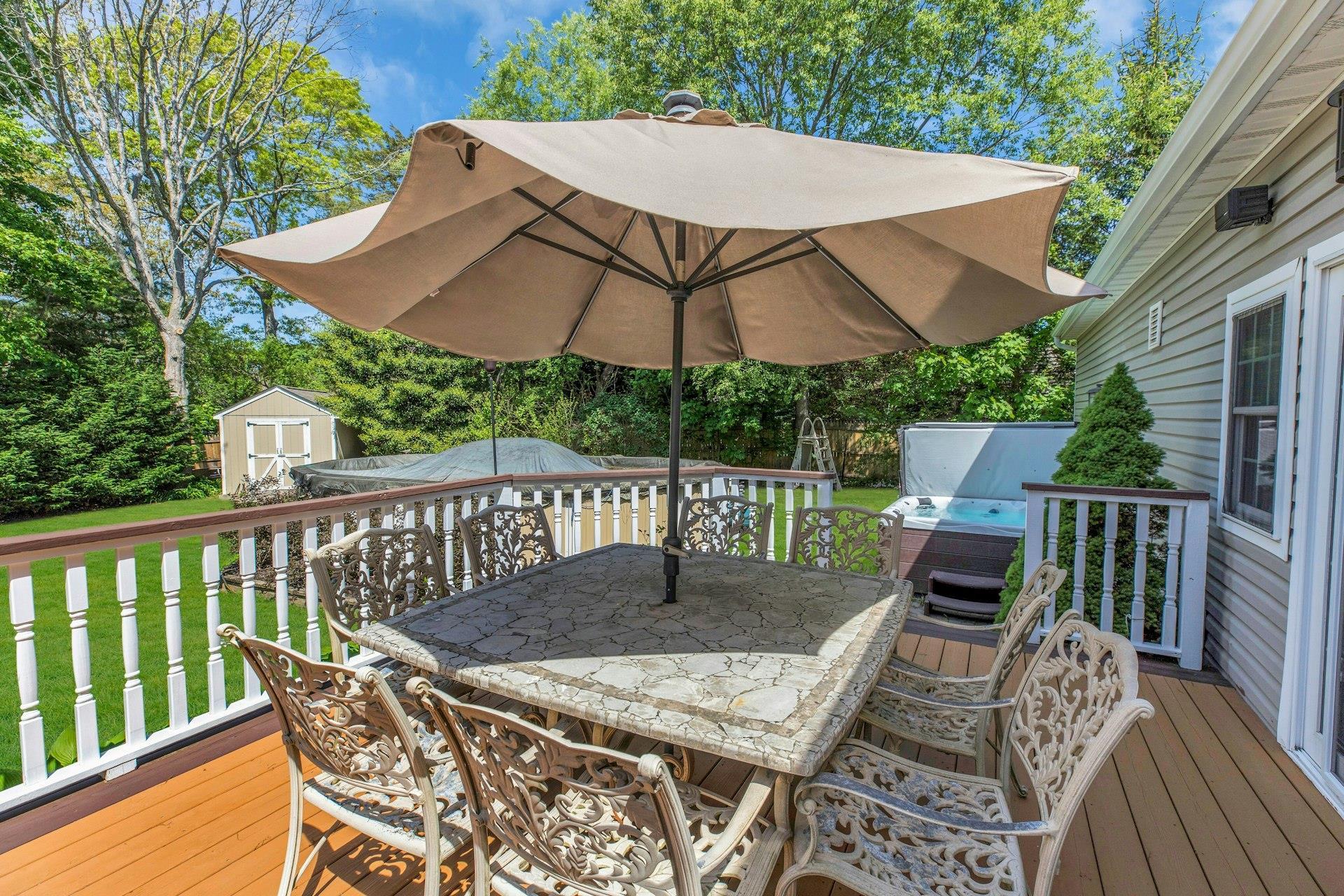 Single Family Spruce  Suffolk County, NY 11782, MLS-851125-31