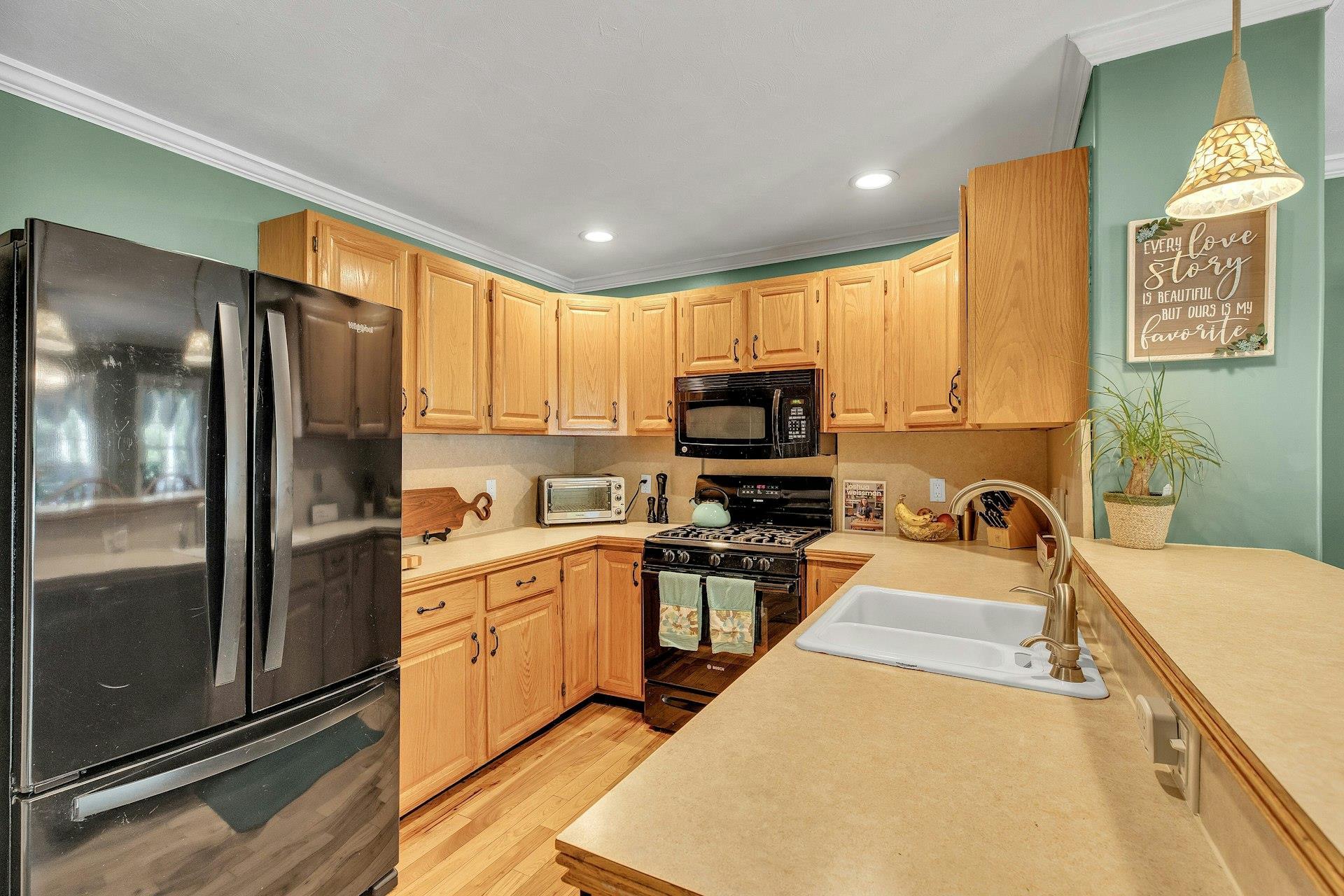 Single Family Spruce  Suffolk County, NY 11782, MLS-851125-7