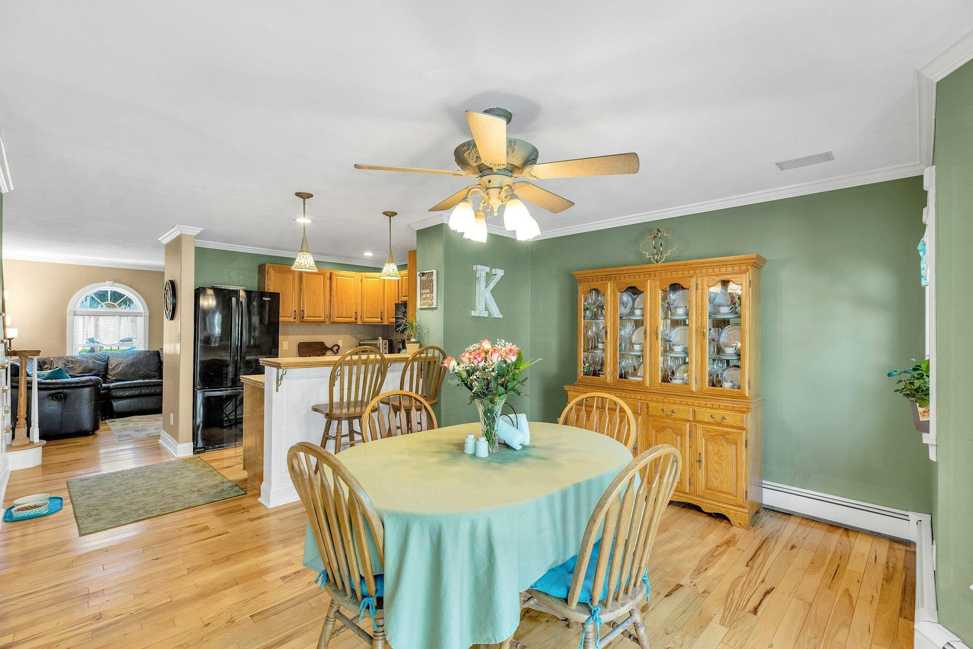 Single Family Spruce  Suffolk County, NY 11782, MLS-851125-8