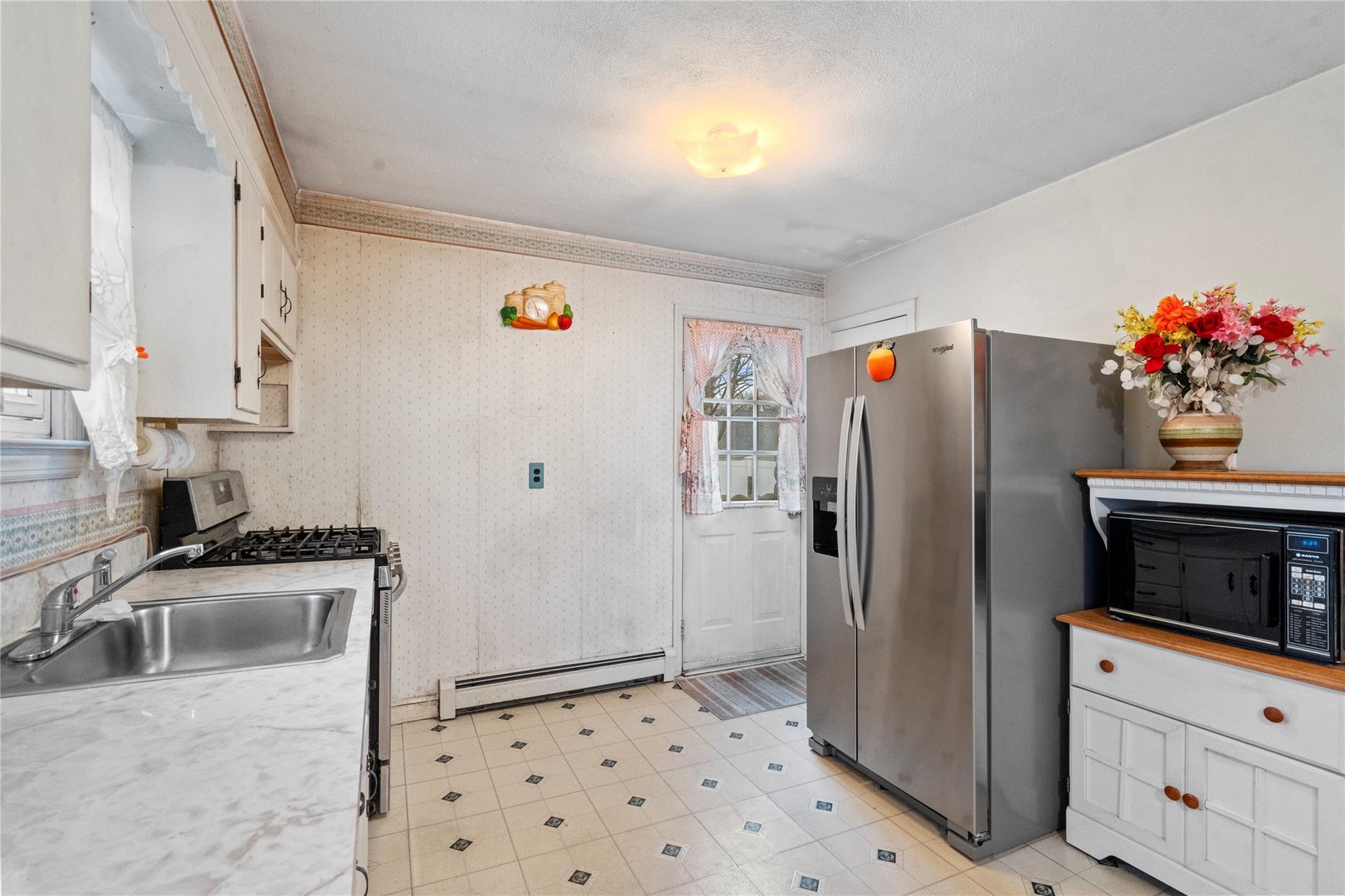 Single Family 11th  Suffolk County, NY 11779, MLS-851130-12