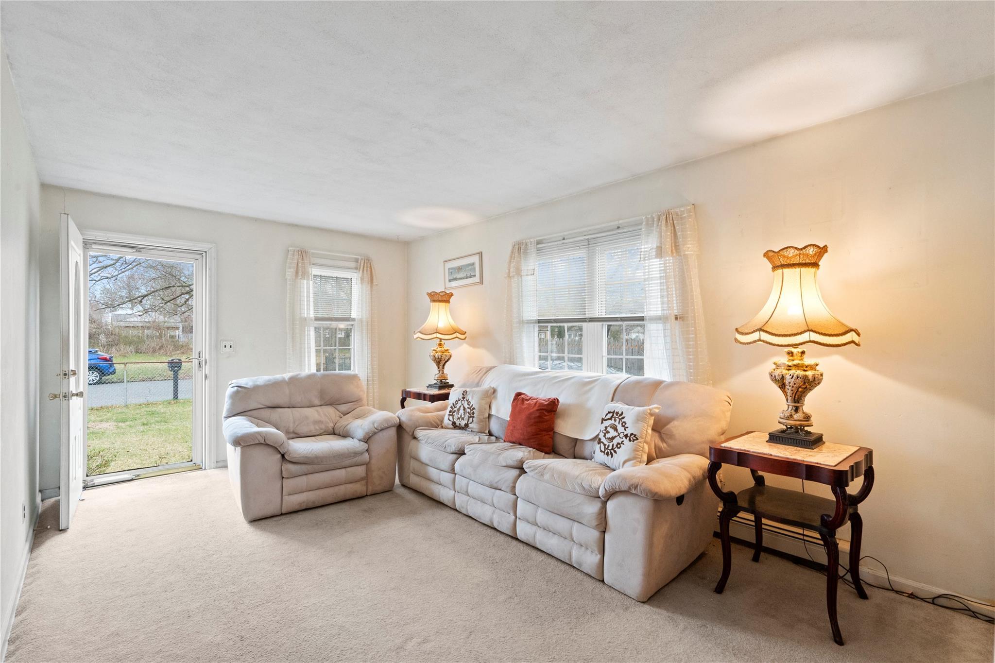 Single Family 11th  Suffolk County, NY 11779, MLS-851130-7