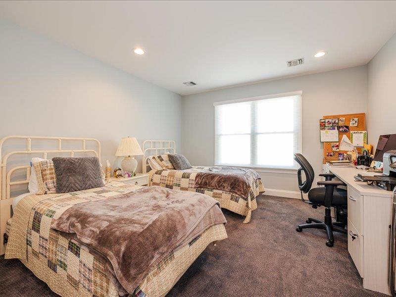 Single Family Fieldstone  Nassau County, NY 11771, MLS-851134-23