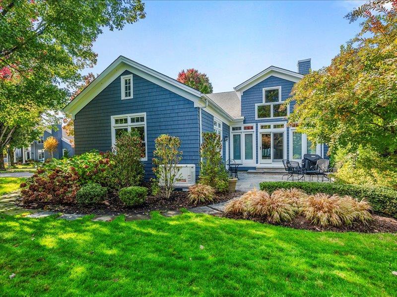 Single Family Fieldstone  Nassau County, NY 11771, MLS-851134-36