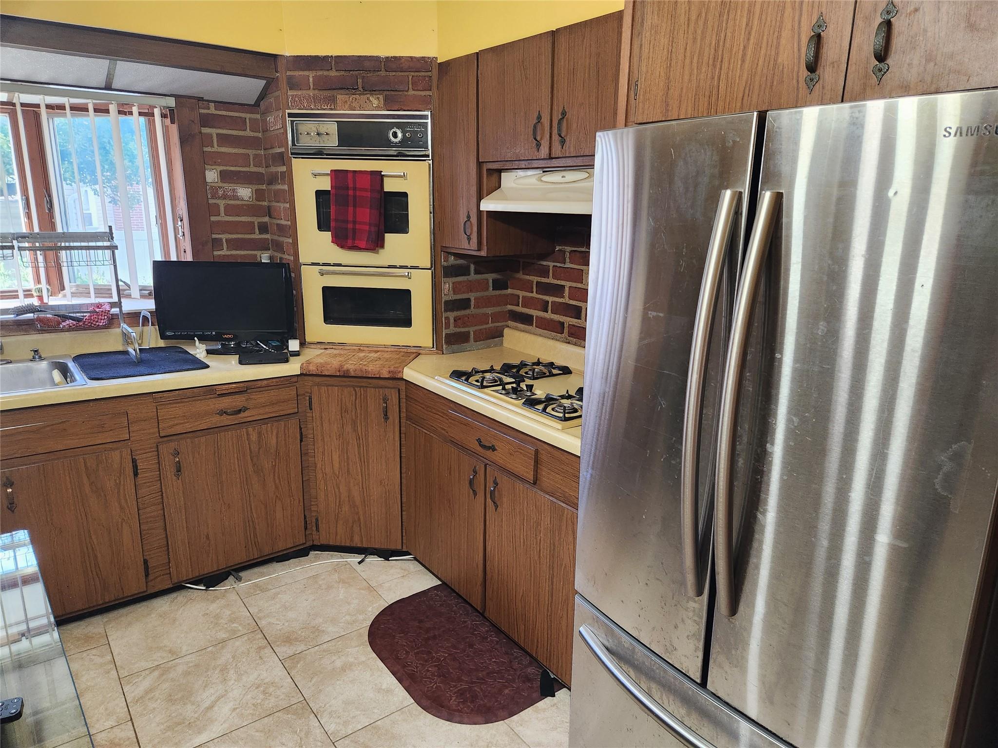 Single Family Rutland  Nassau County, NY 11550, MLS-851136-14