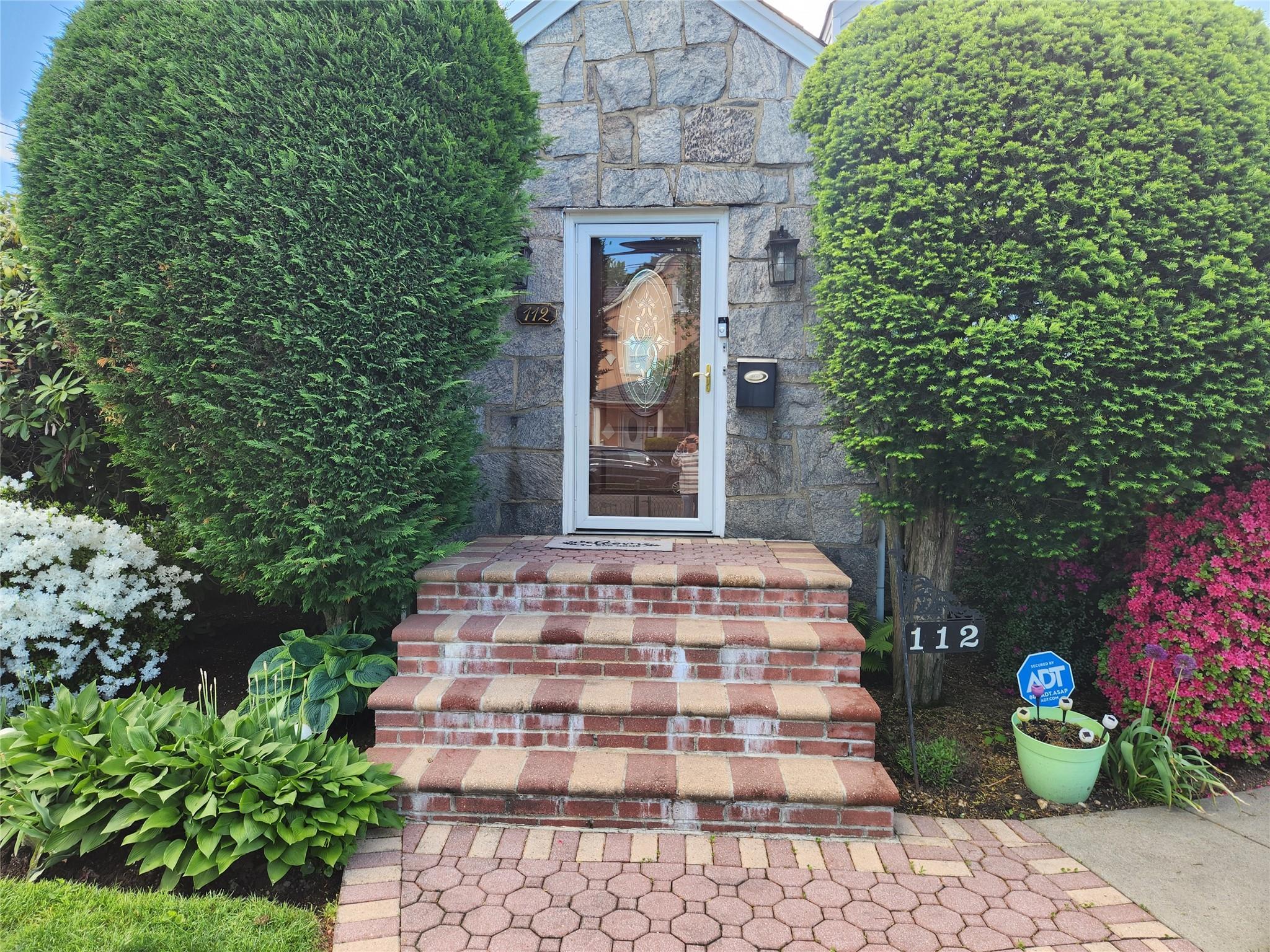 Single Family Rutland  Nassau County, NY 11550, MLS-851136-2