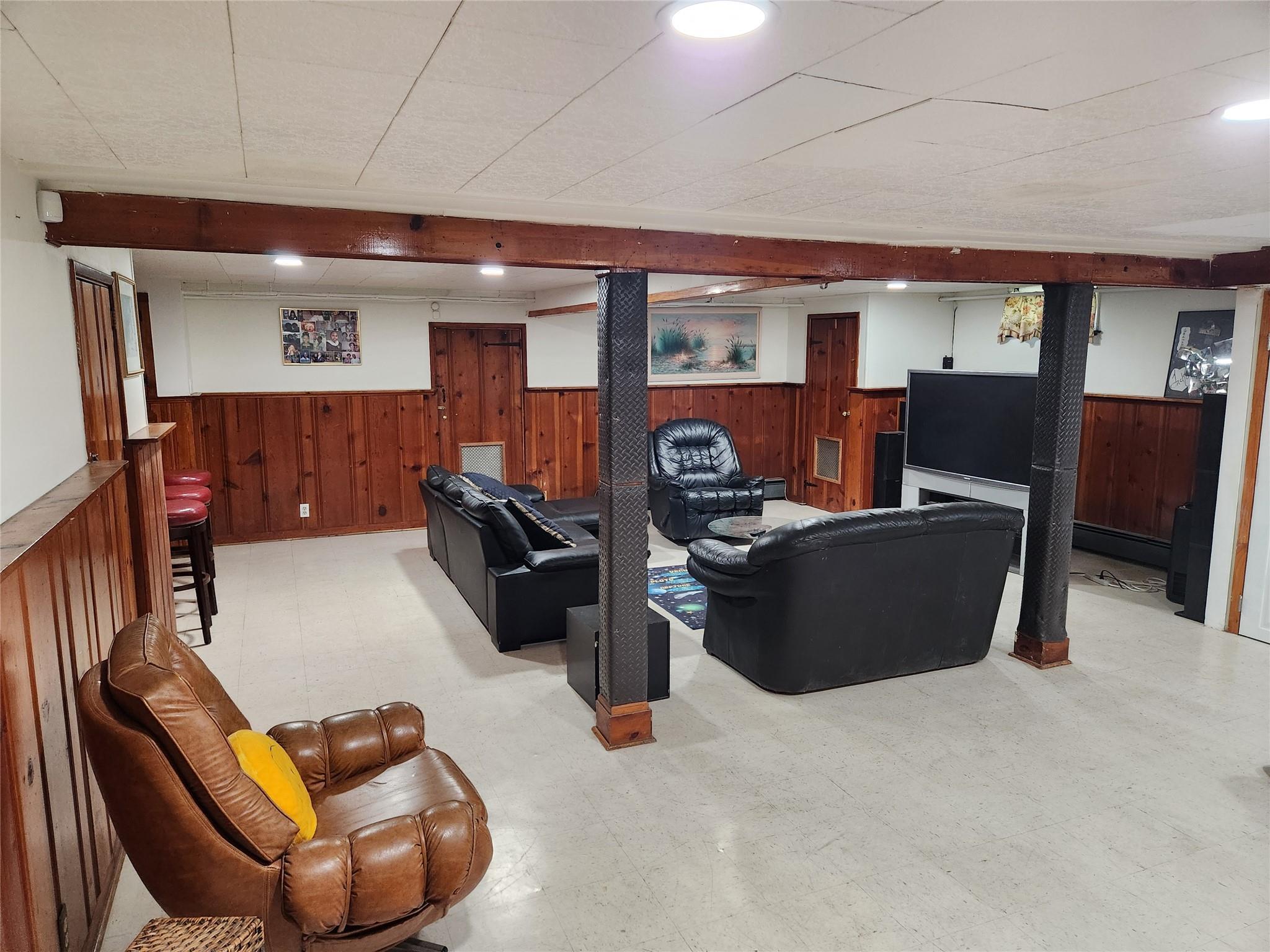 Single Family Rutland  Nassau County, NY 11550, MLS-851136-22