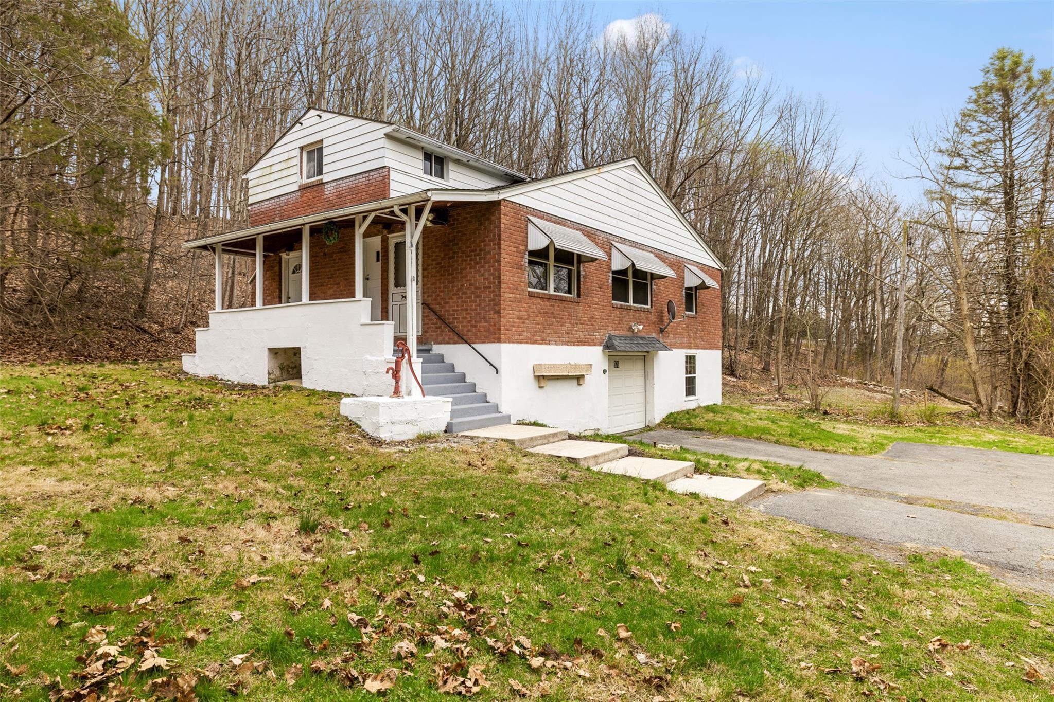Single Family Western  Ulster County, NY 12542, MLS-851144-2