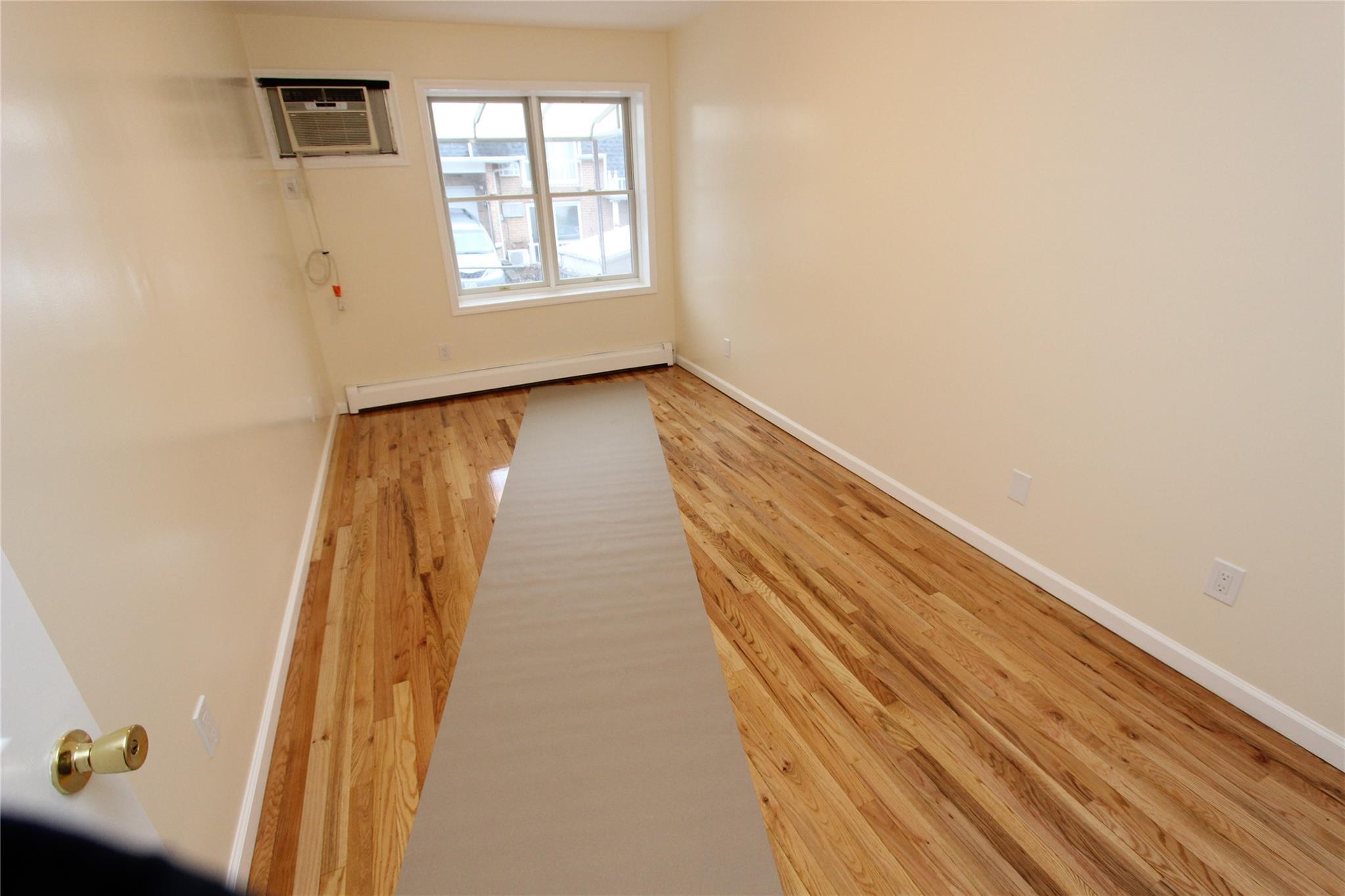 Single Family 41st  Queens, NY 11363, MLS-851161-20