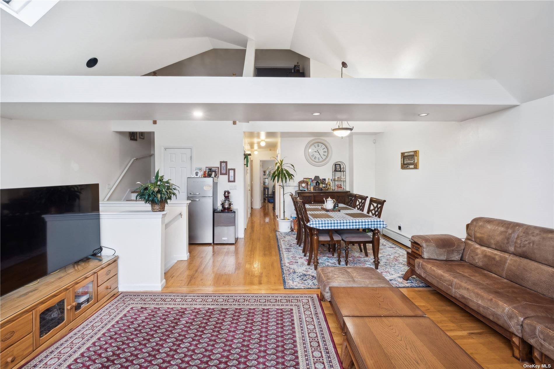 Single Family 41st  Queens, NY 11363, MLS-851161-5