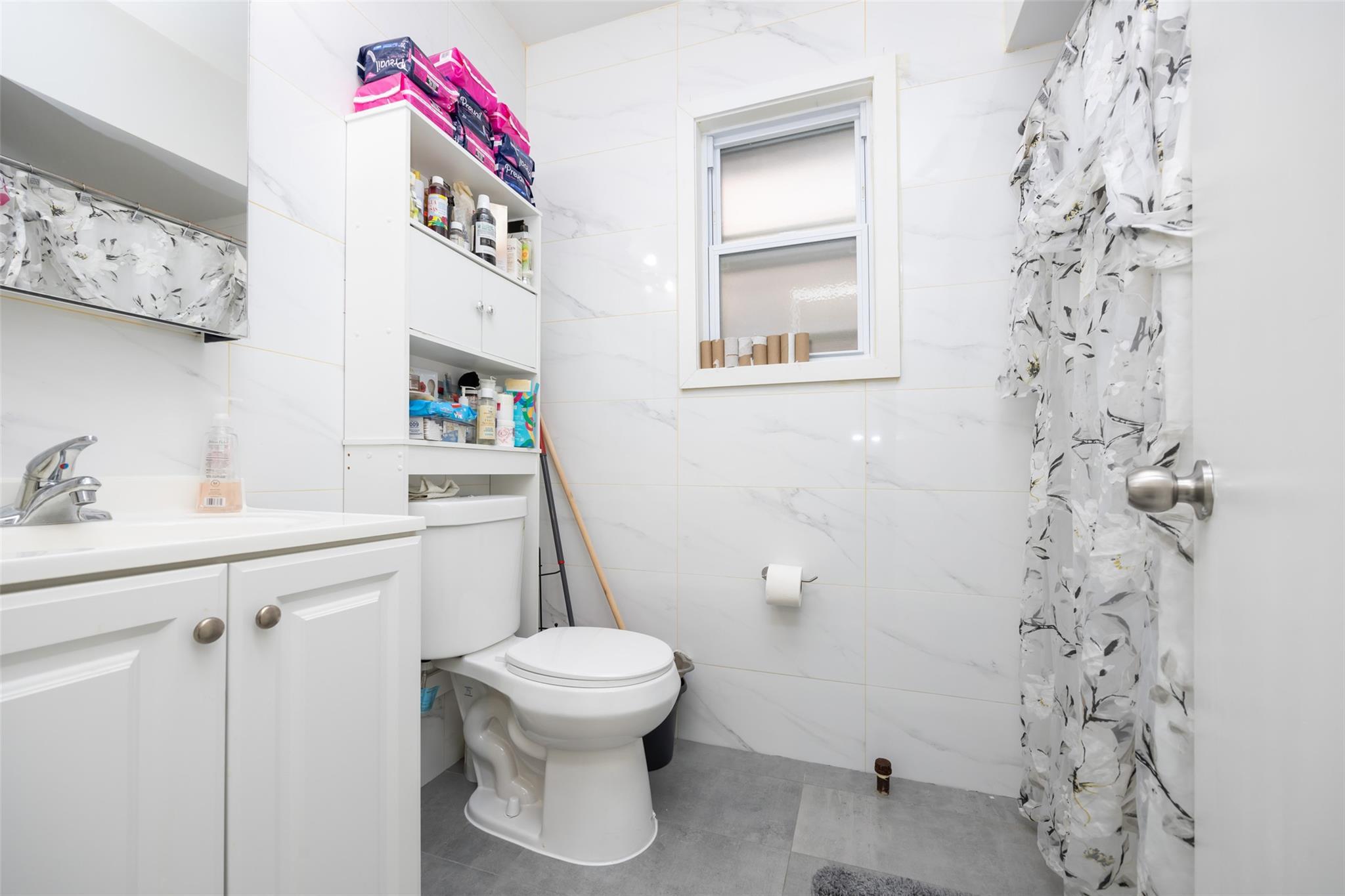 Single Family 64  Queens, NY 11367, MLS-851163-10