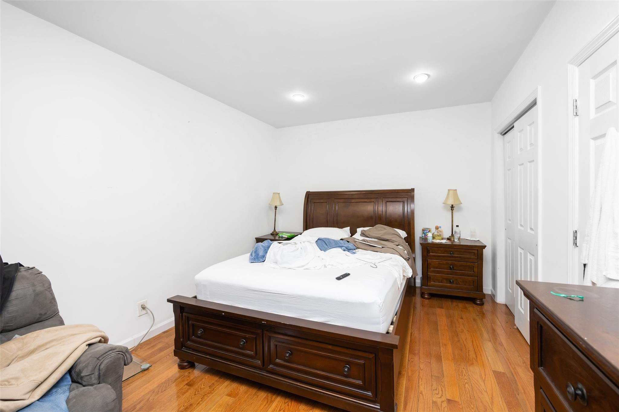 Single Family 64  Queens, NY 11367, MLS-851163-17