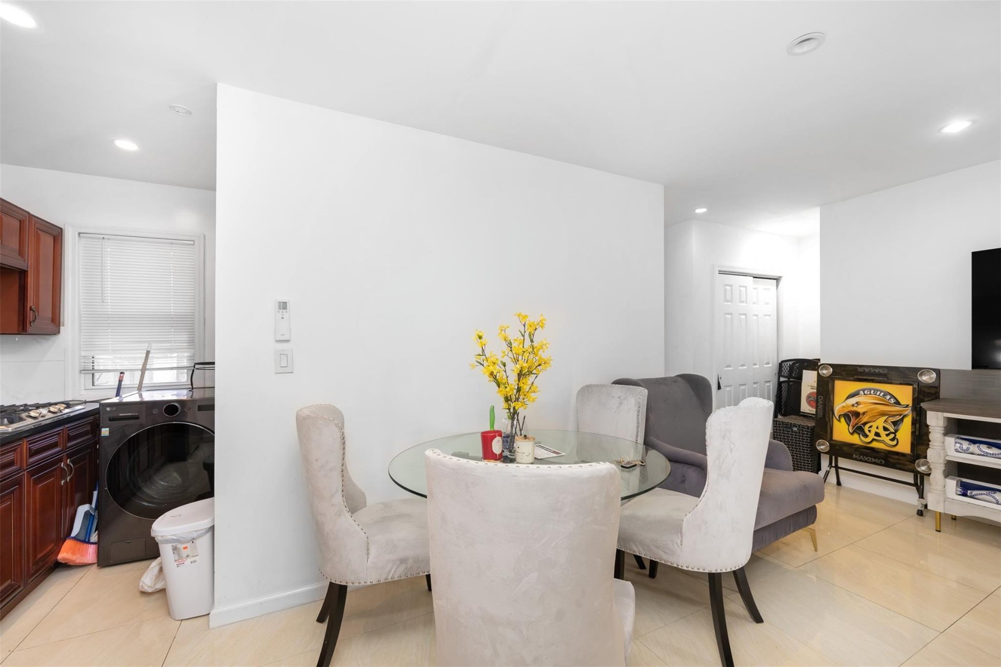 Single Family 64  Queens, NY 11367, MLS-851163-30
