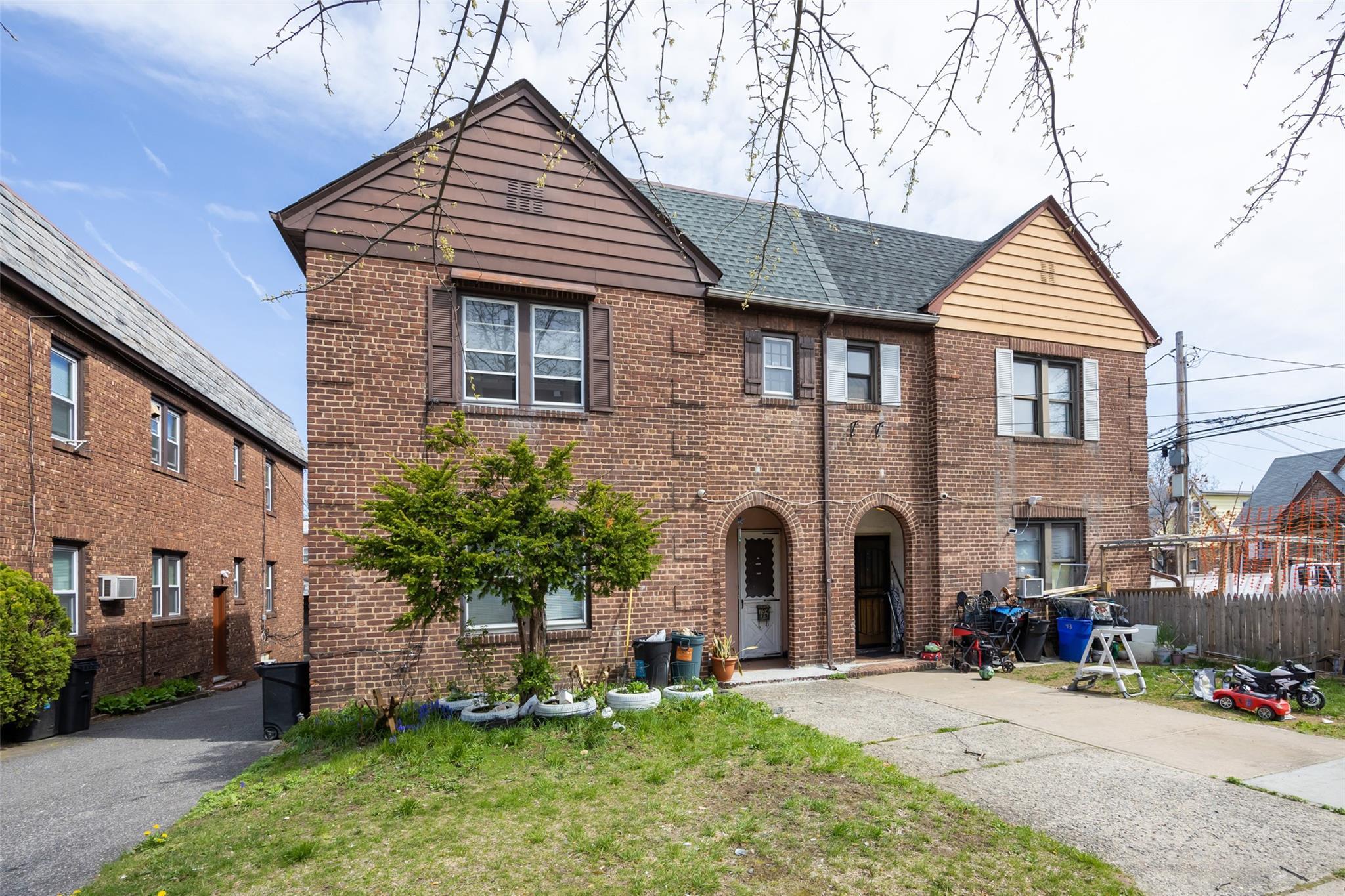 Single Family 64  Queens, NY 11367, MLS-851163-39