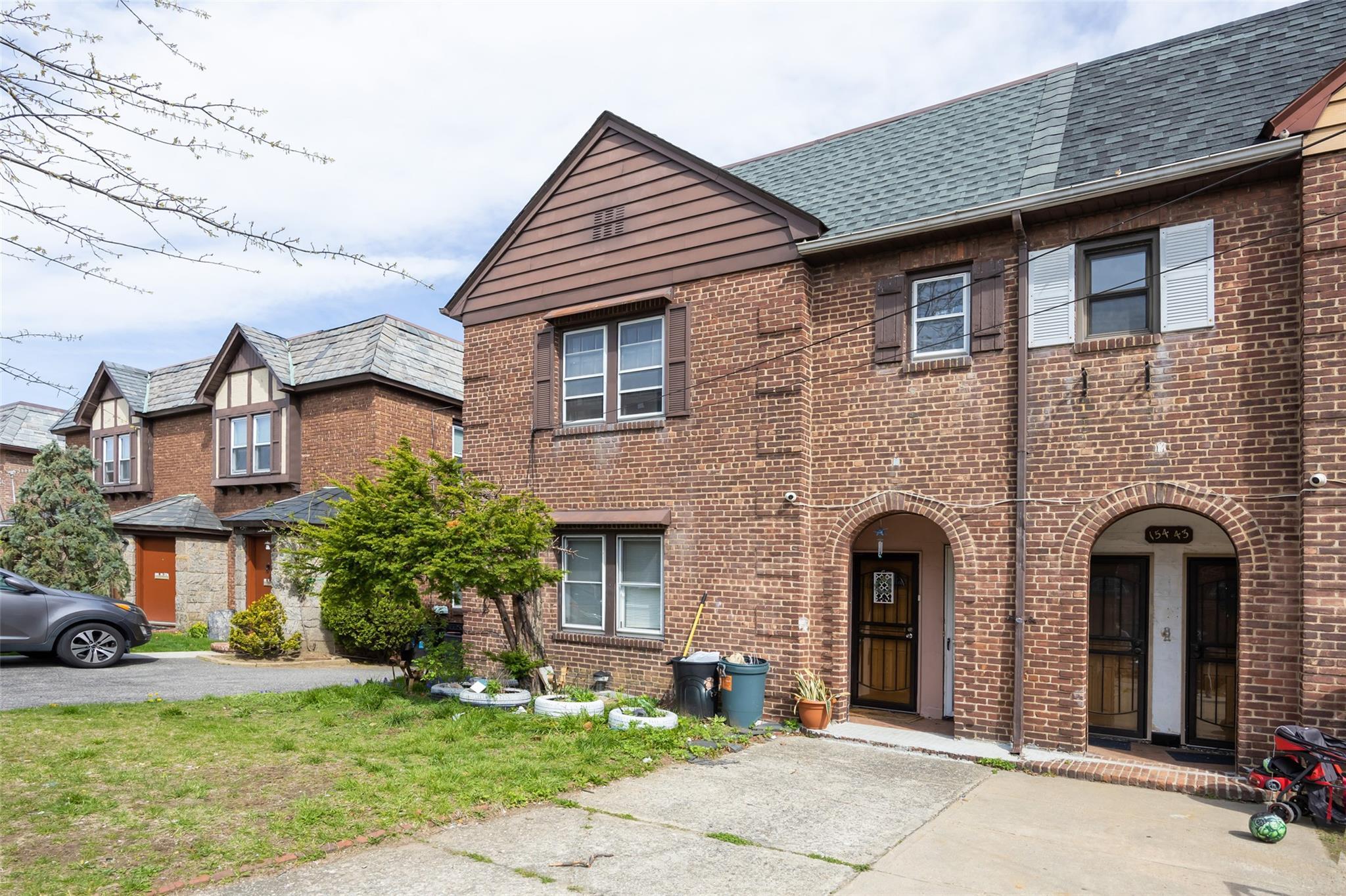 Single Family 64  Queens, NY 11367, MLS-851163-40