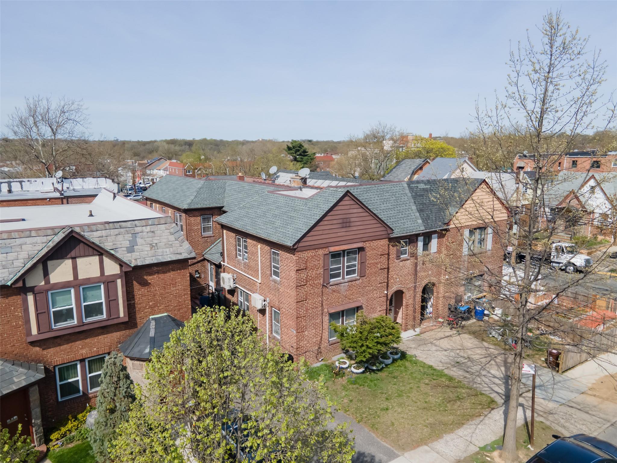 Single Family 64  Queens, NY 11367, MLS-851163-41