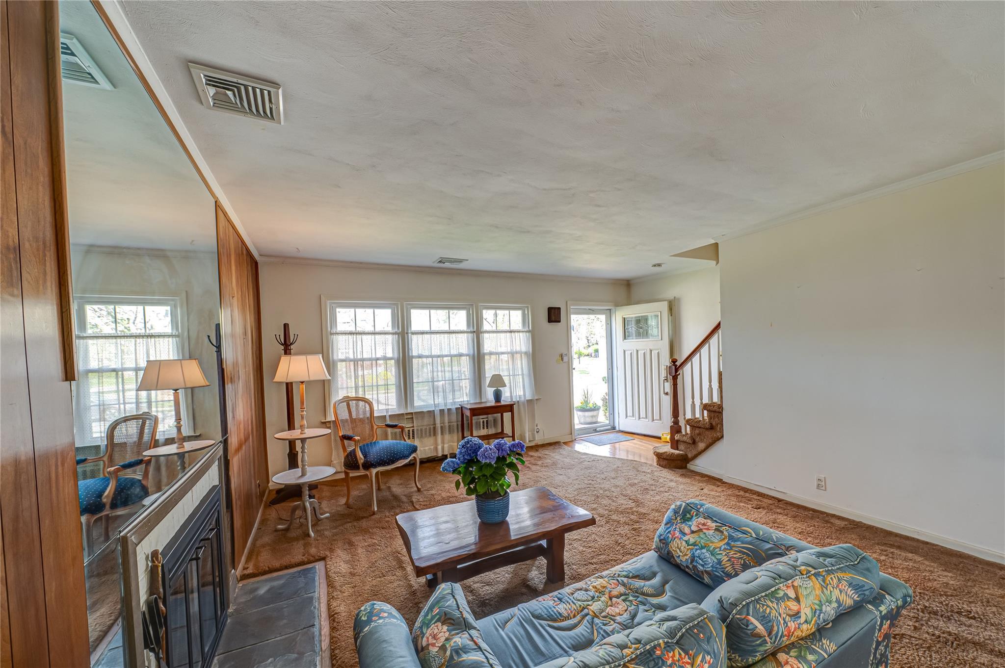 Single Family Earl  Nassau County, NY 11566, MLS-851175-4