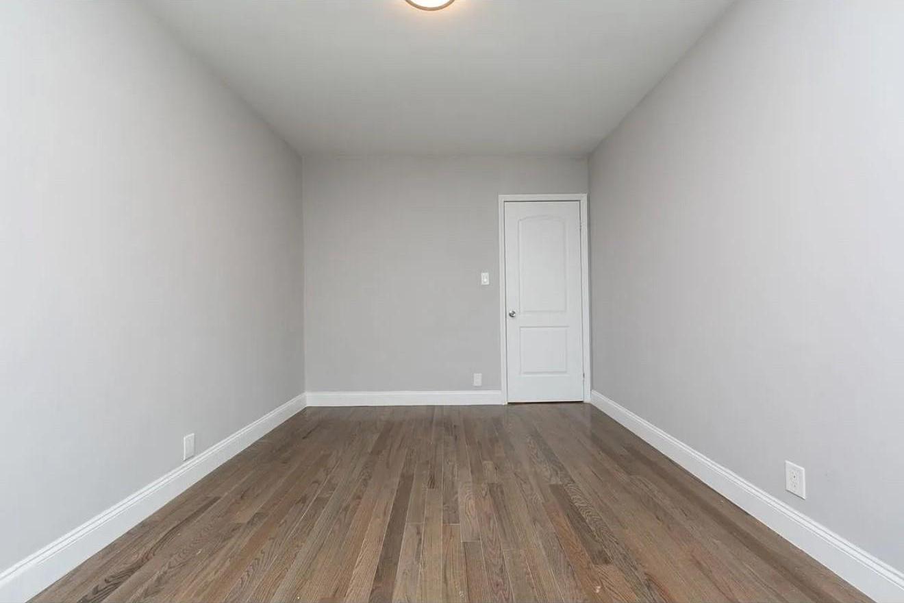 Single Family 196 Street  Queens, NY 11412, MLS-851176-16