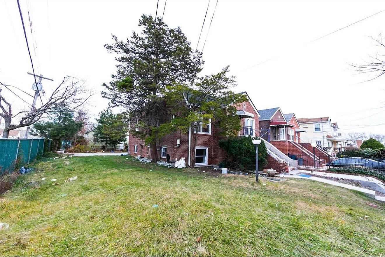 Single Family 196 Street  Queens, NY 11412, MLS-851176-2